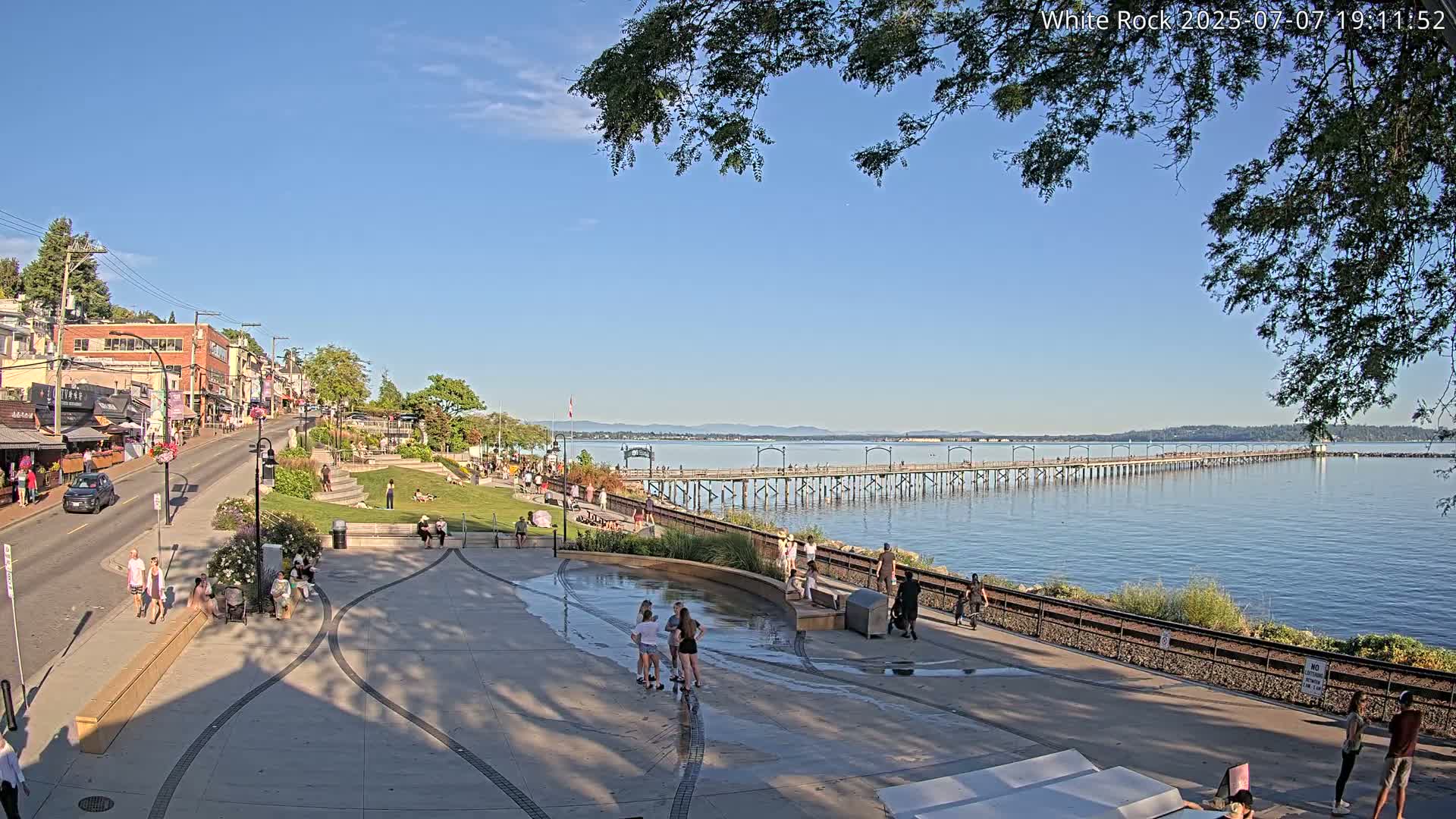 White Rock City & Pier Live Cam - White Rock, Metro Vancouver, British Columbia, Canada