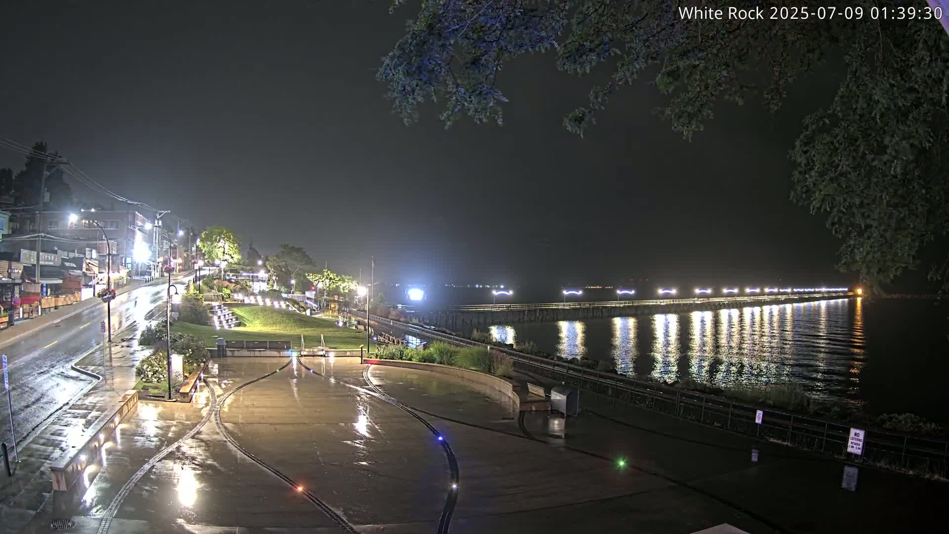 White Rock City & Pier Live Cam - White Rock, Metro Vancouver, British Columbia, Canada