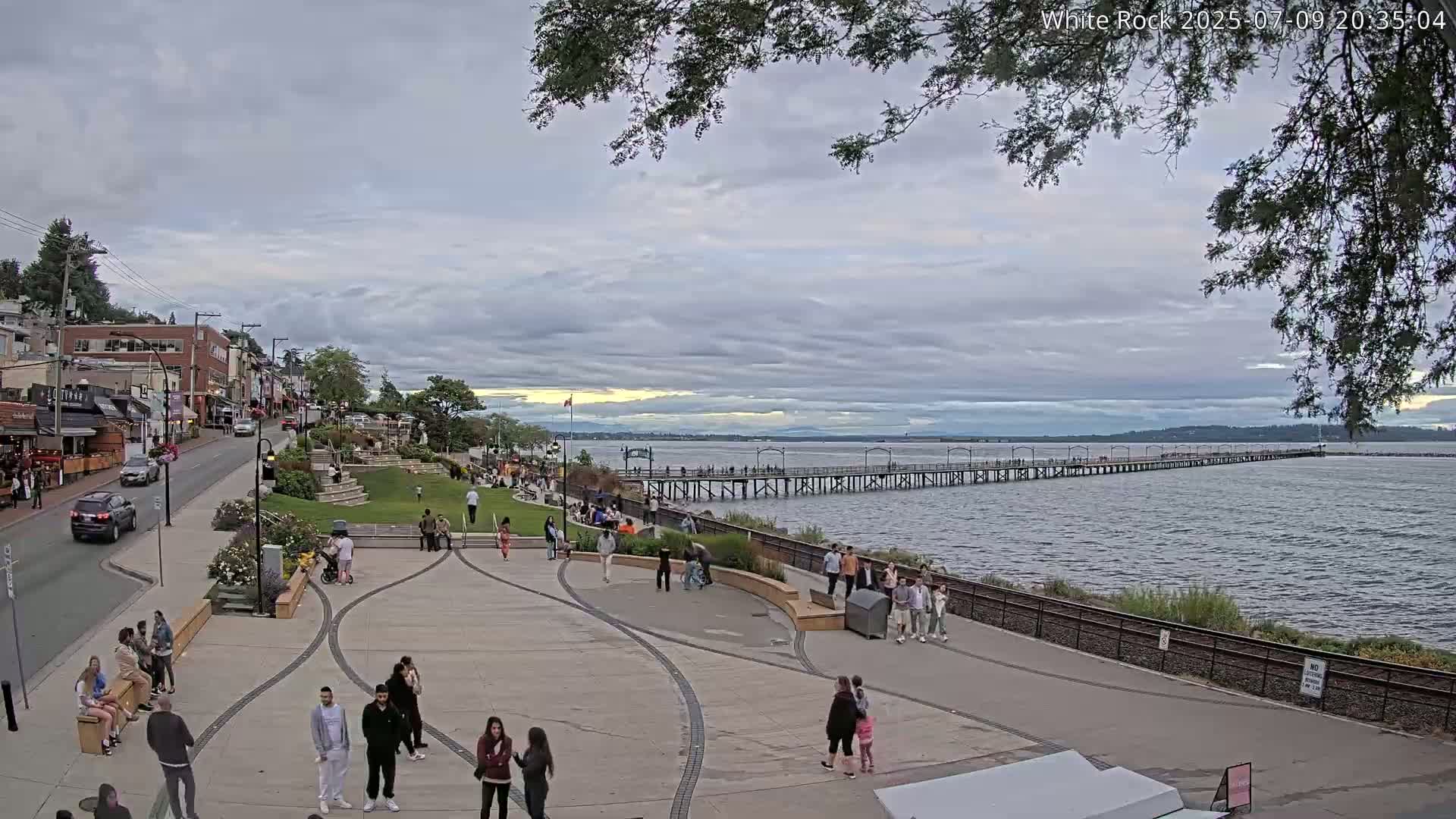White Rock City & Pier Live Cam - White Rock, Metro Vancouver, British Columbia, Canada