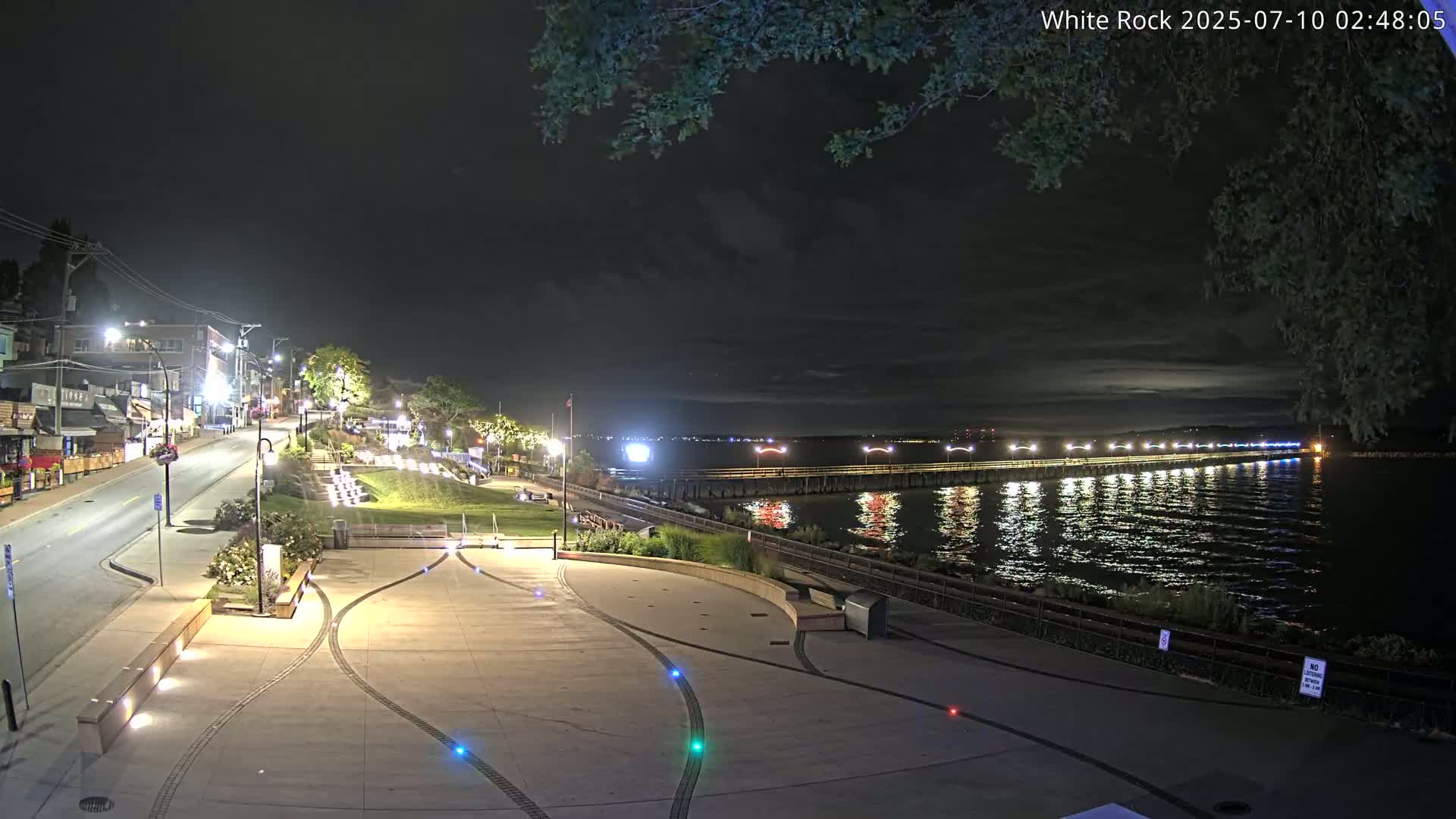 White Rock City & Pier Live Cam - White Rock, Metro Vancouver, British Columbia, Canada