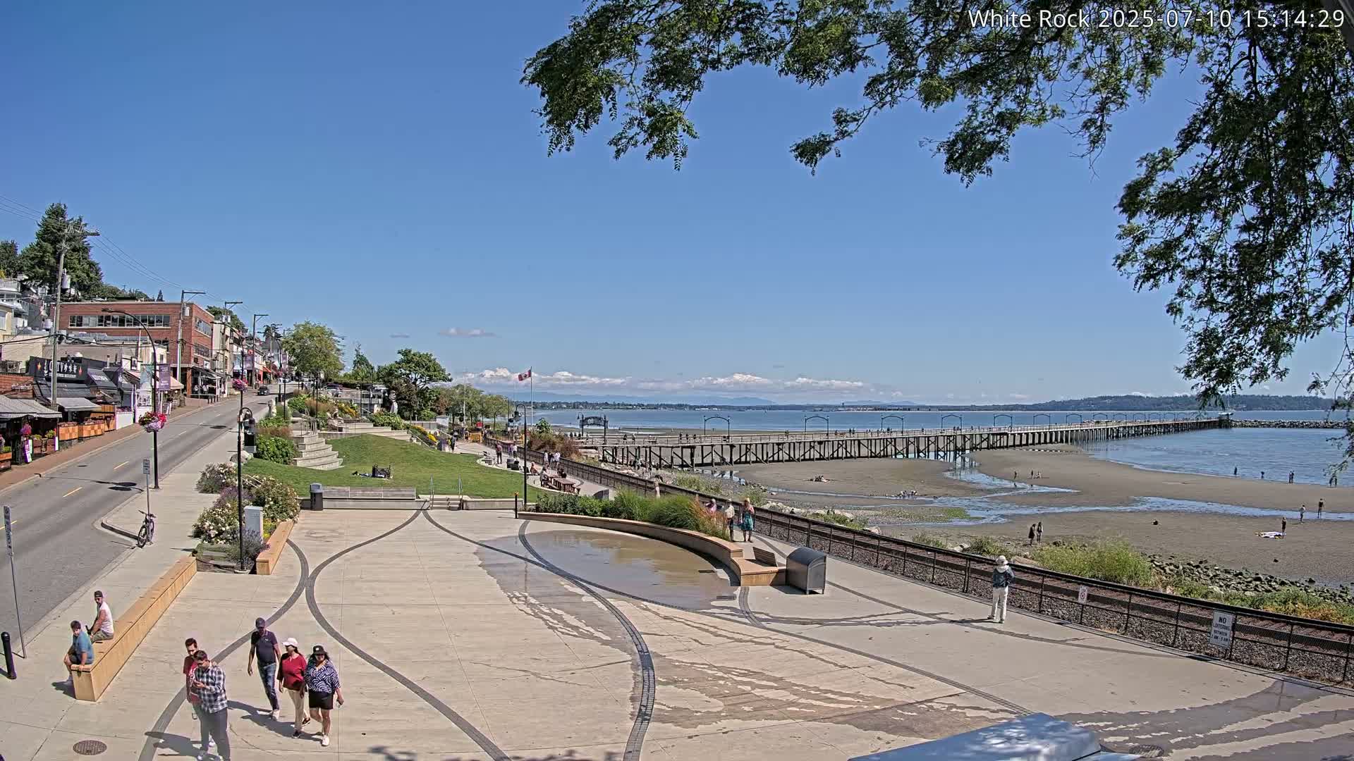White Rock City & Pier Live Cam - White Rock, Metro Vancouver, British Columbia, Canada
