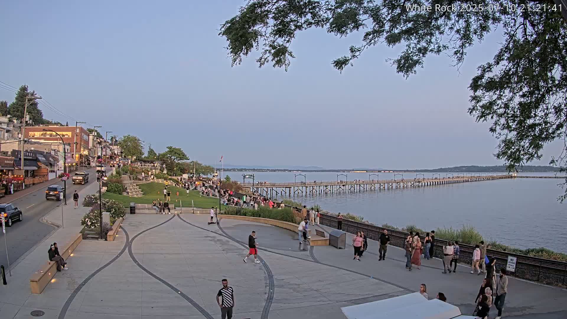 White Rock City & Pier Live Cam - White Rock, Metro Vancouver, British Columbia, Canada