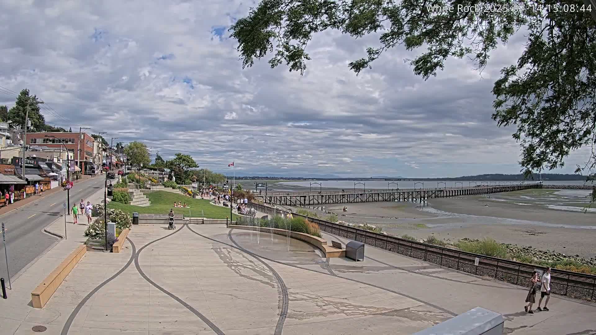 White Rock City & Pier Live Cam - White Rock, Metro Vancouver, British Columbia, Canada