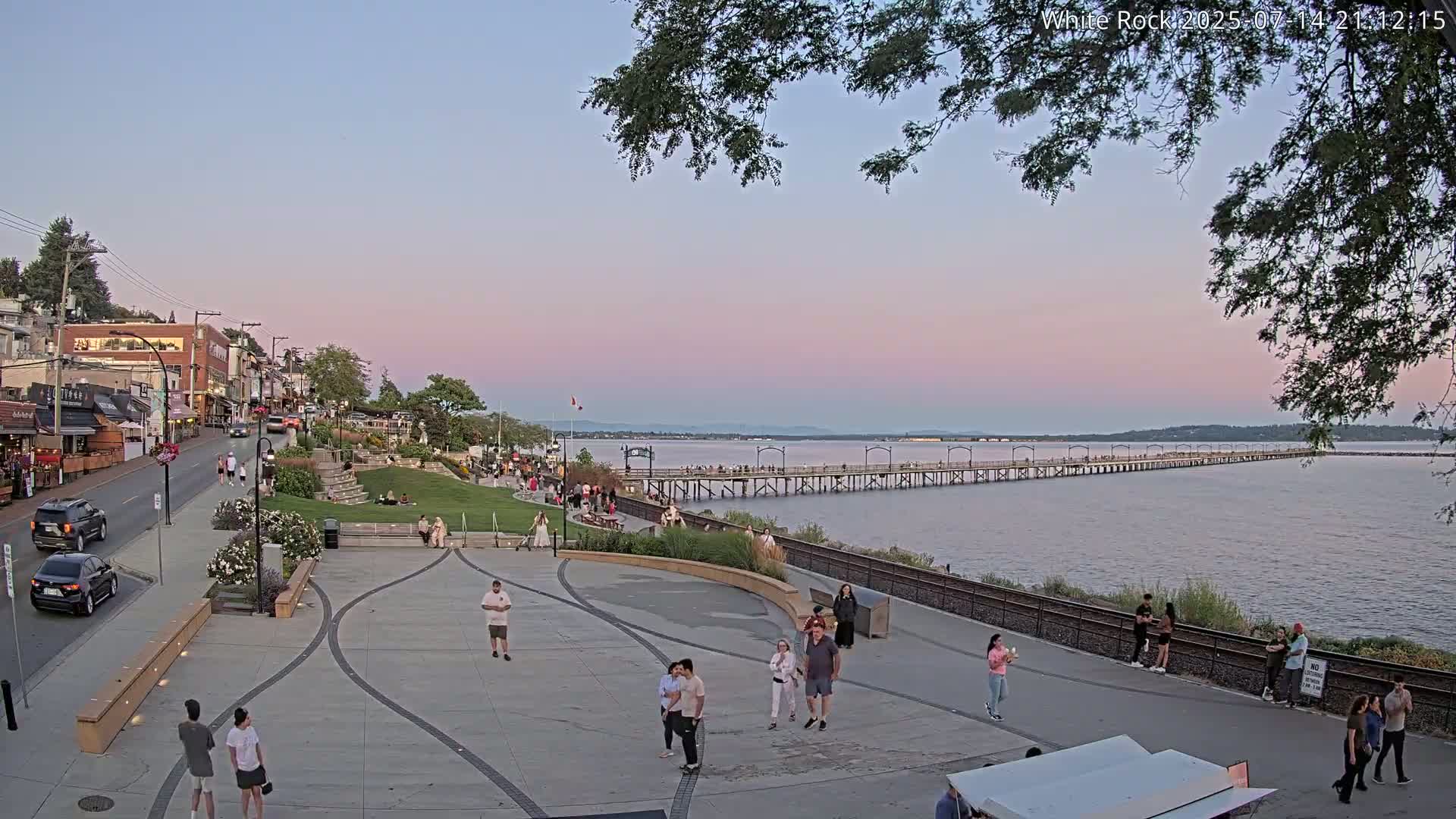 White Rock City & Pier Live Cam - White Rock, Metro Vancouver, British Columbia, Canada