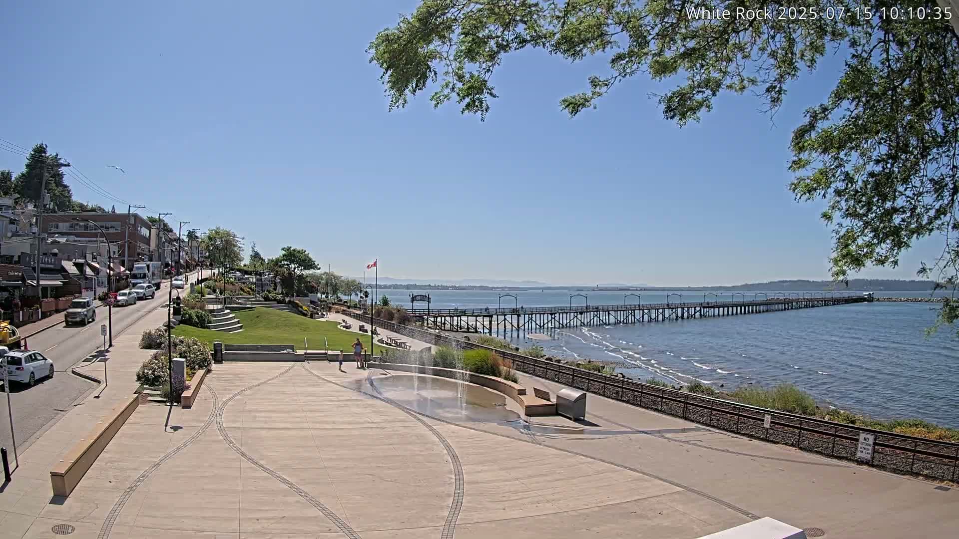White Rock City & Pier Live Cam - White Rock, Metro Vancouver, British Columbia, Canada