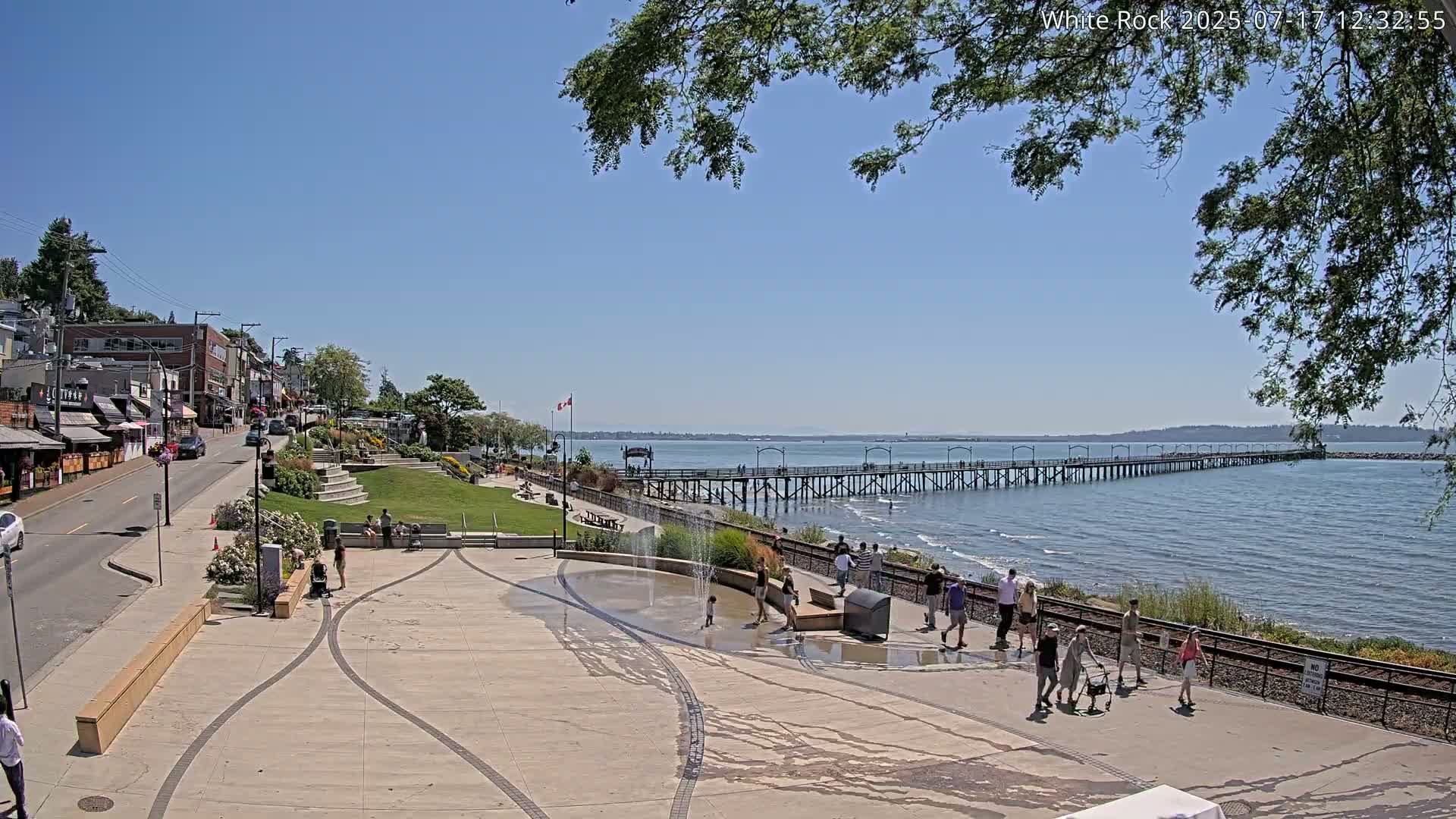White Rock City & Pier Live Cam - White Rock, Metro Vancouver, British Columbia, Canada