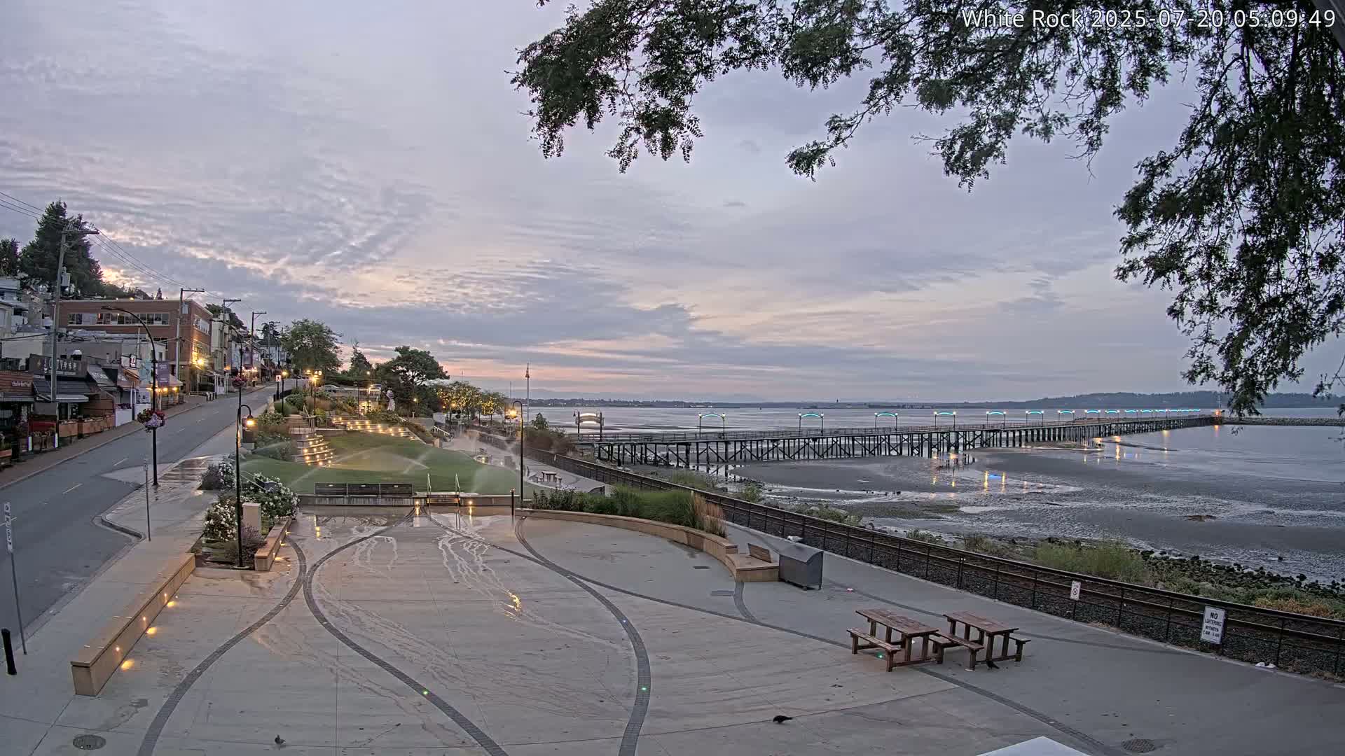 White Rock City & Pier Live Cam - White Rock, Metro Vancouver, British Columbia, Canada