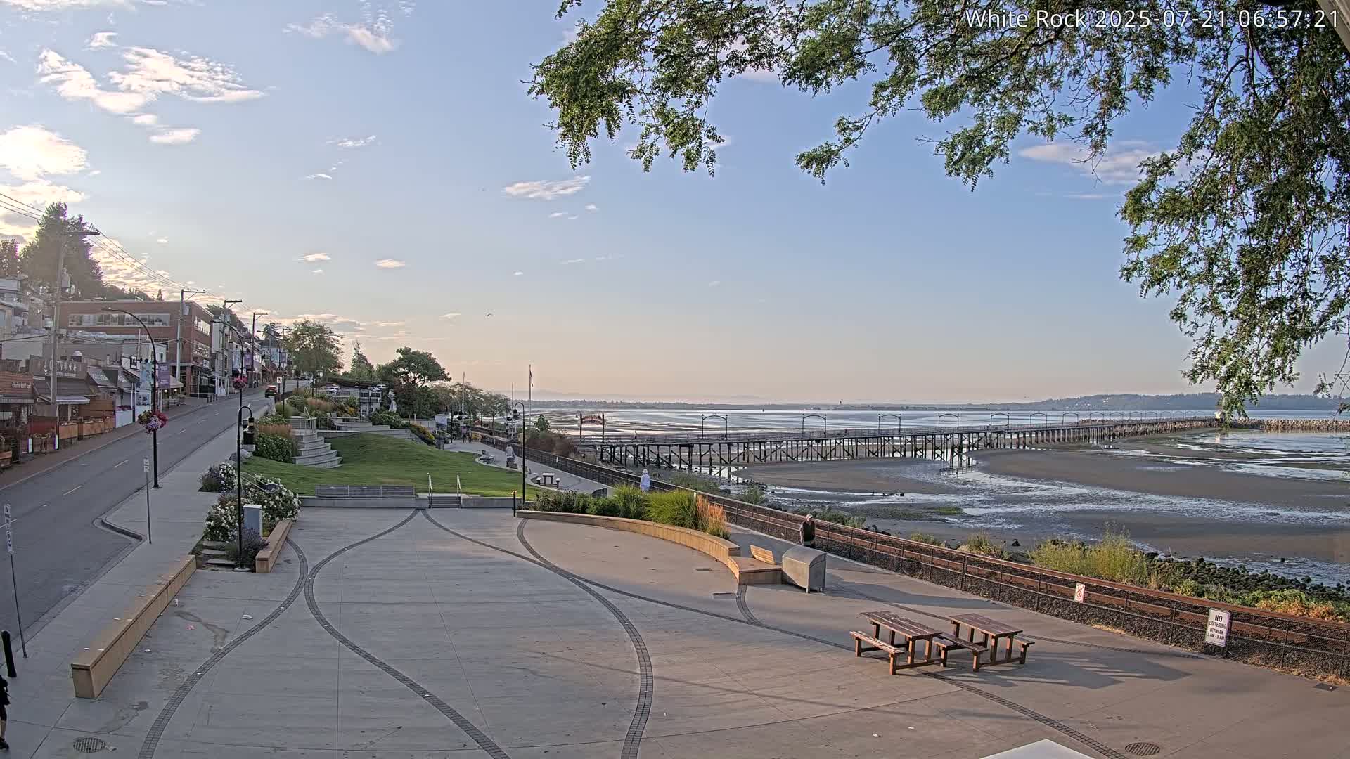 White Rock City & Pier Live Cam - White Rock, Metro Vancouver, British Columbia, Canada