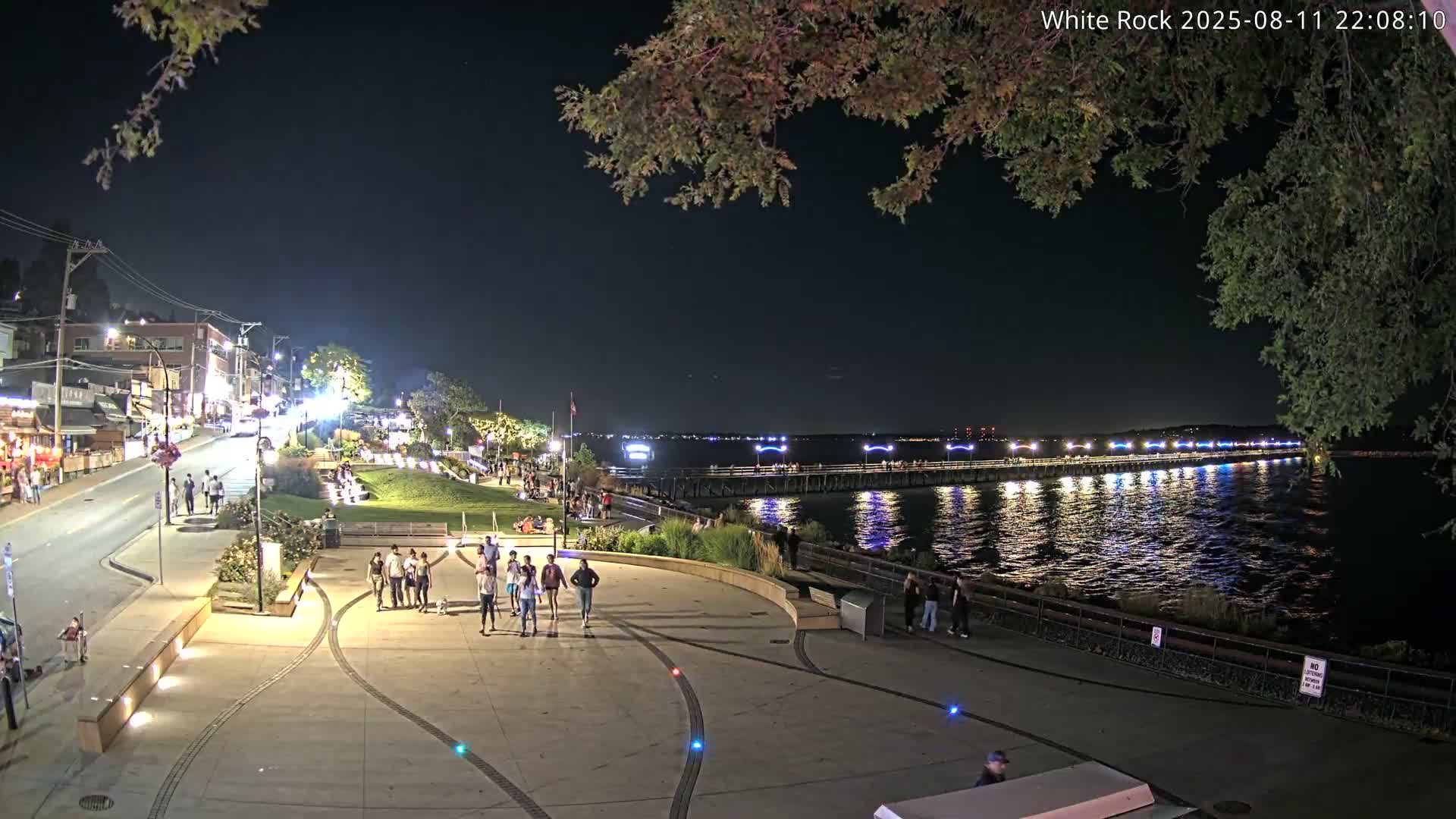 White Rock City & Pier Live Cam - White Rock, Metro Vancouver, British Columbia, Canada