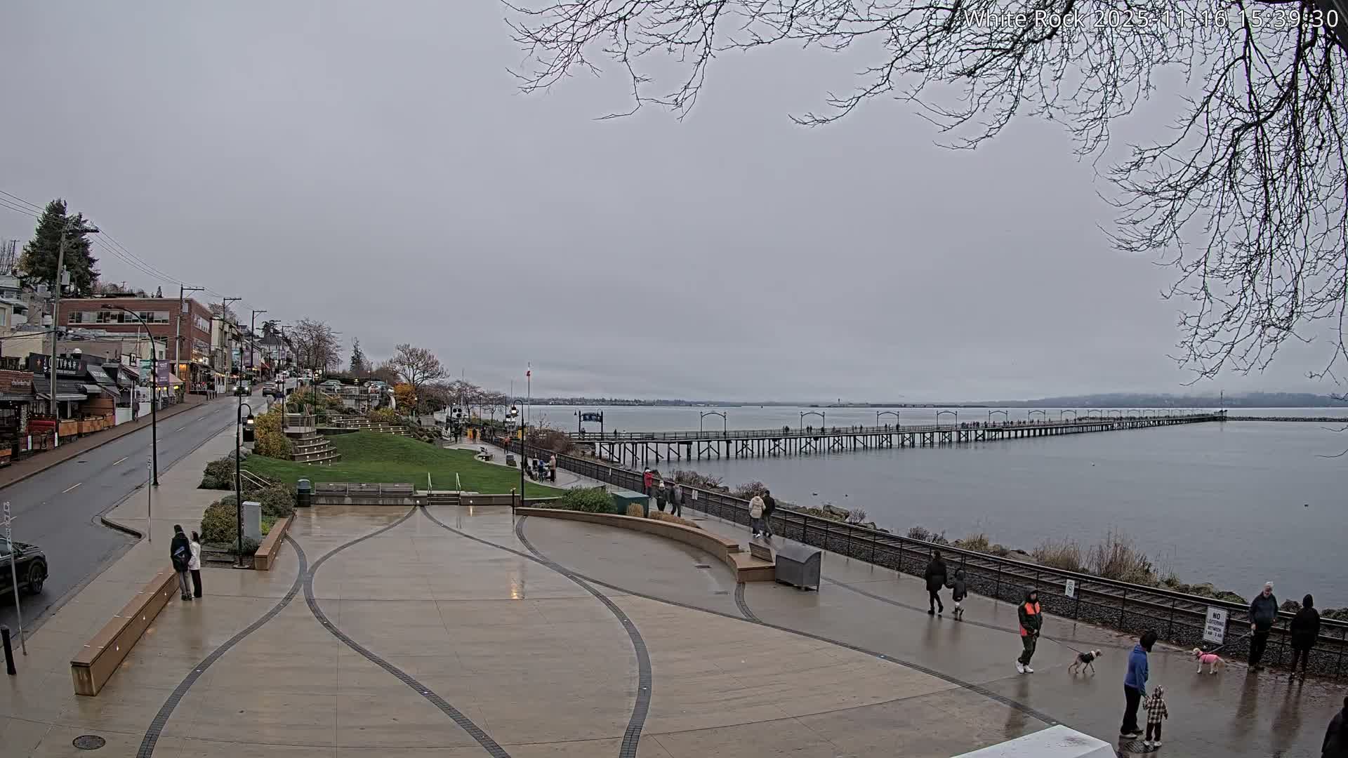 White Rock City & Pier Live Cam - White Rock, Metro Vancouver, British Columbia, Canada