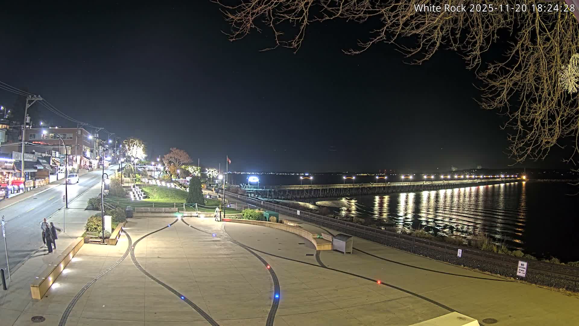 White Rock City & Pier Live Cam - White Rock, Metro Vancouver, British Columbia, Canada