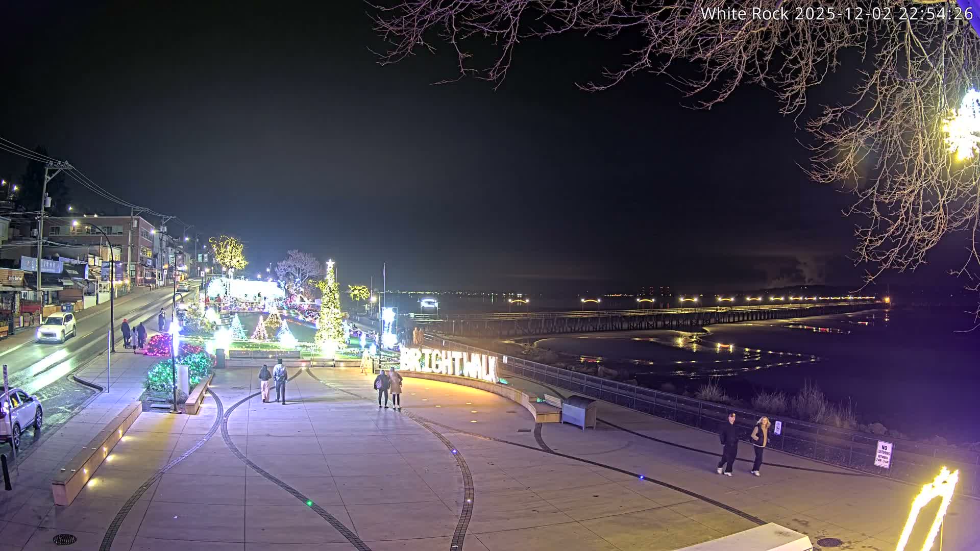 White Rock City & Pier Live Cam - White Rock, Metro Vancouver, British Columbia, Canada