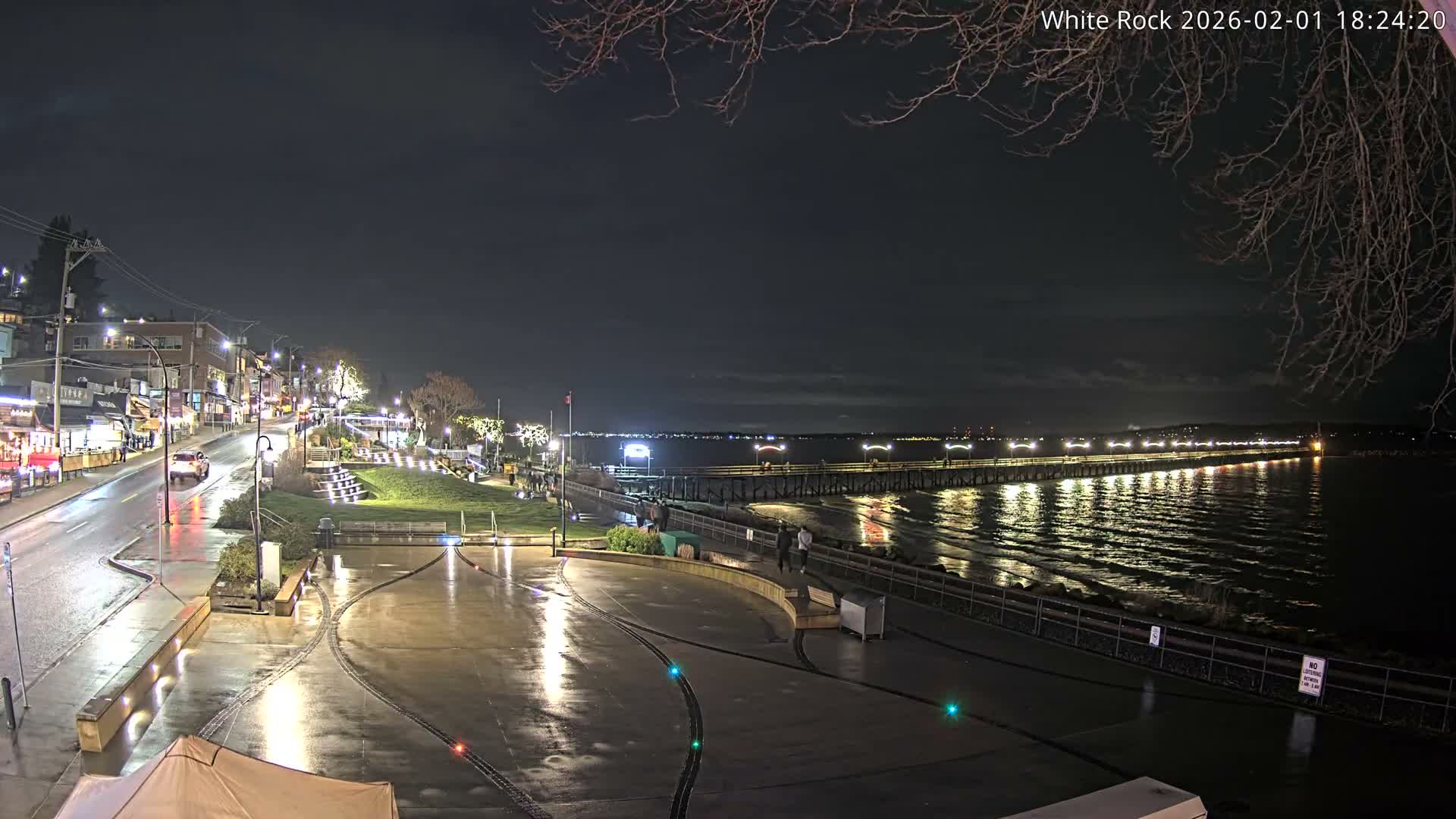 White Rock City & Pier Live Cam - White Rock, Metro Vancouver, British Columbia, Canada