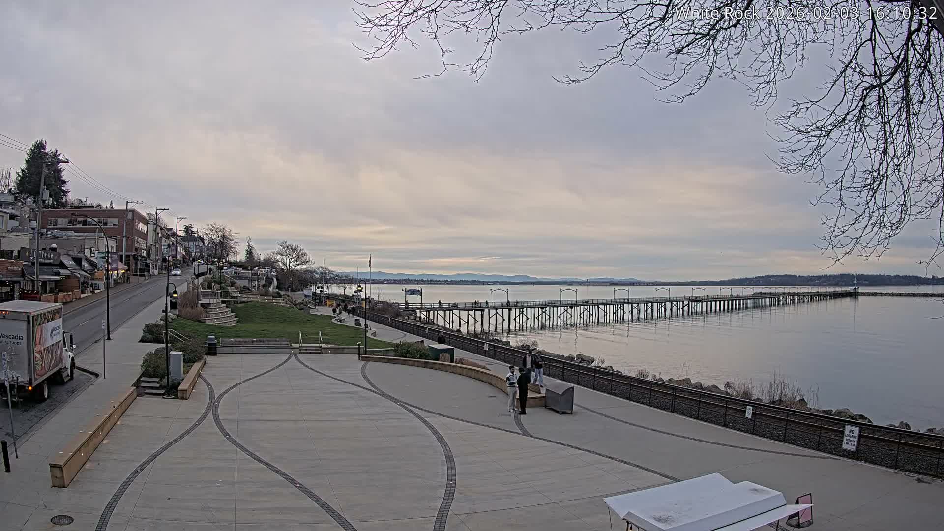 White Rock City & Pier Live Cam - White Rock, Metro Vancouver, British Columbia, Canada