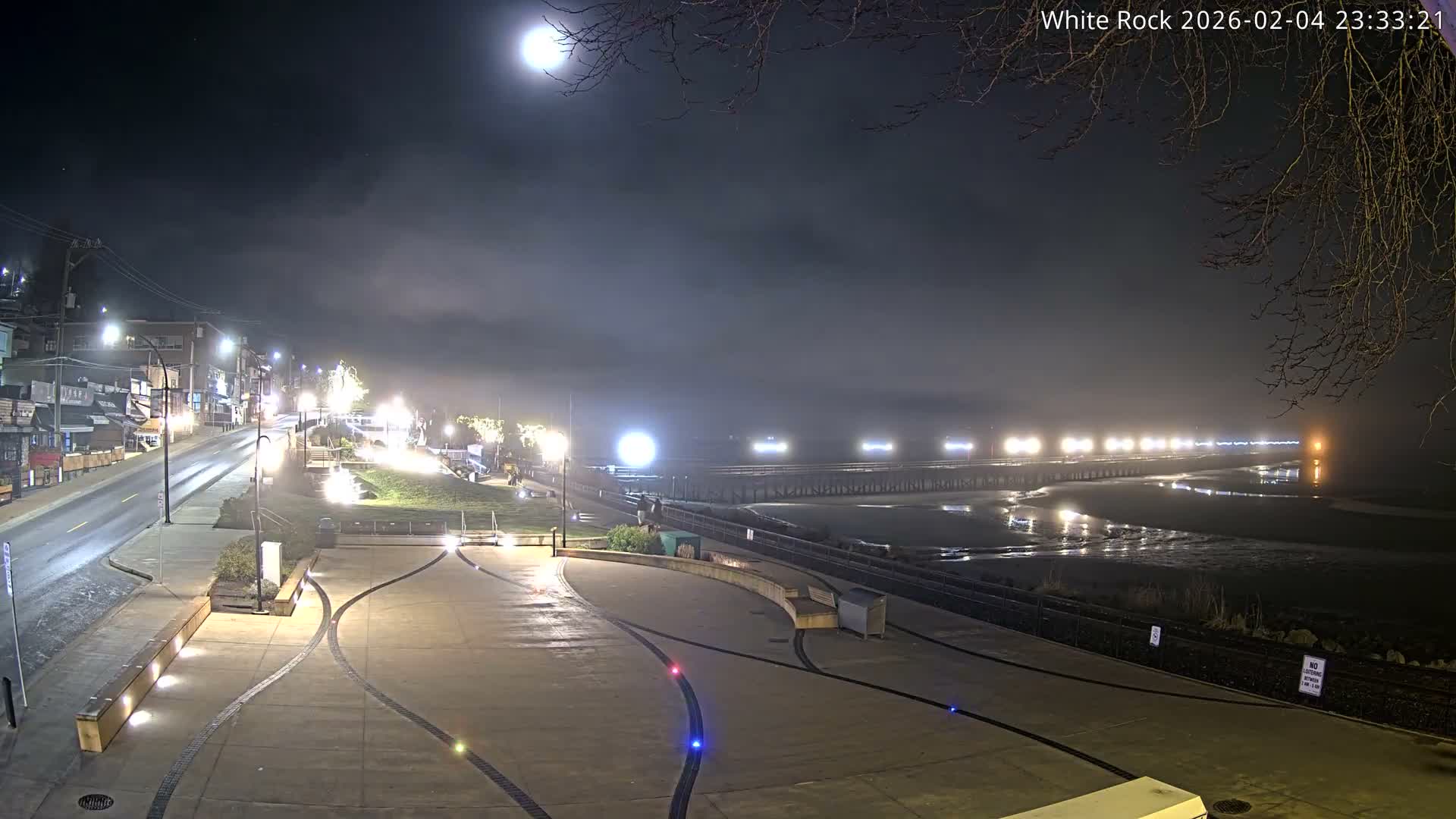 White Rock City & Pier Live Cam - White Rock, Metro Vancouver, British Columbia, Canada