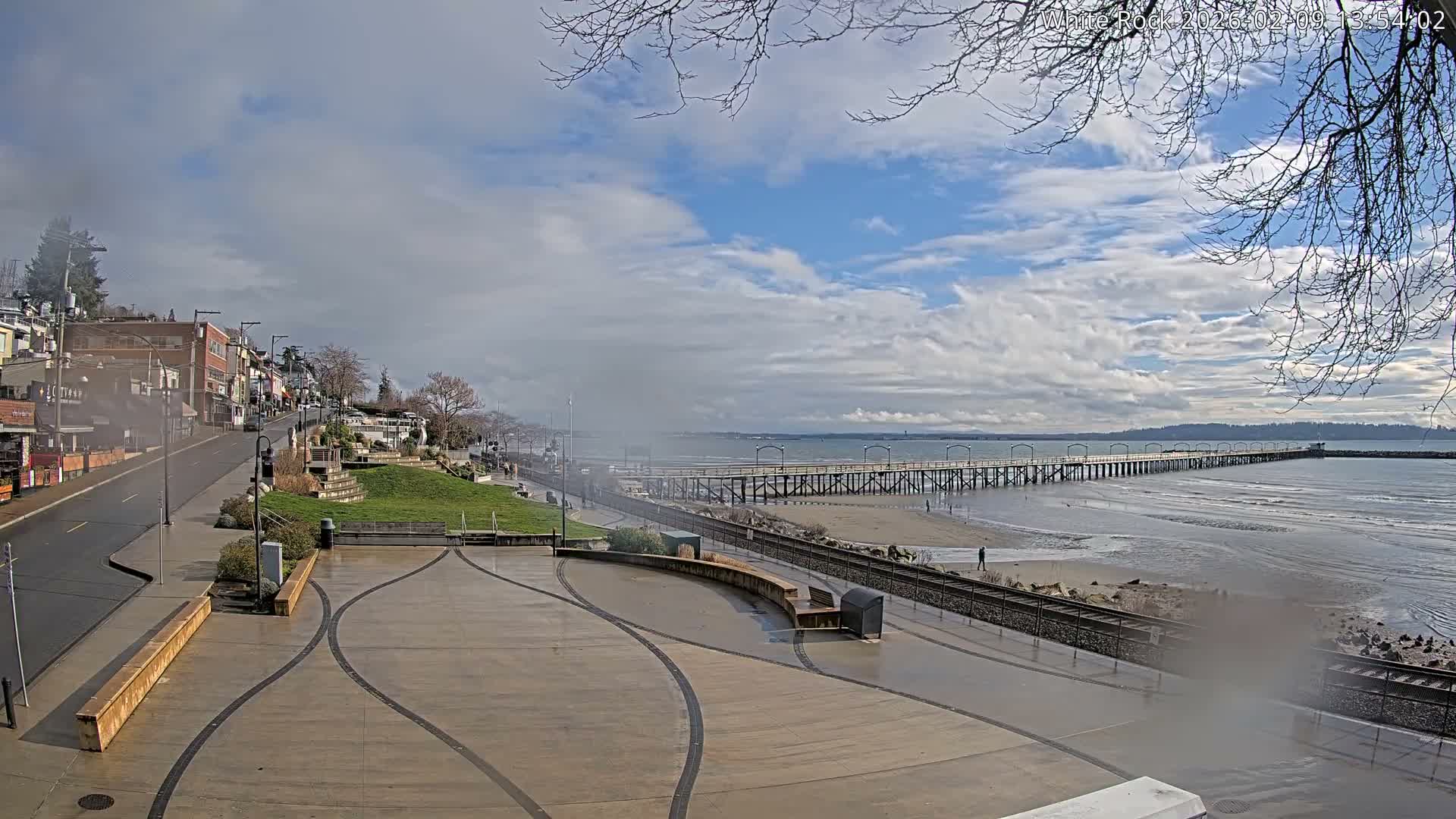 White Rock City & Pier Live Cam - White Rock, Metro Vancouver, British Columbia, Canada
