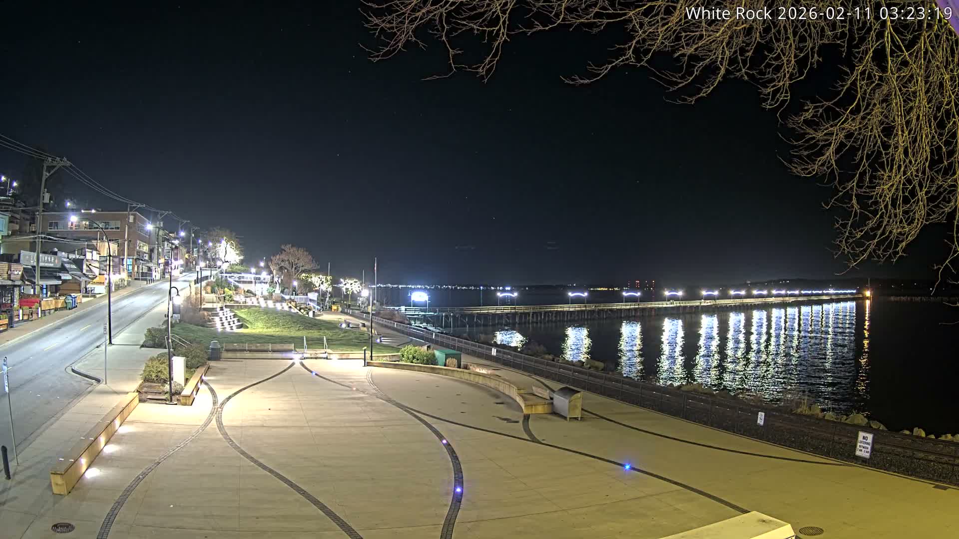 White Rock City & Pier Live Cam - White Rock, Metro Vancouver, British Columbia, Canada