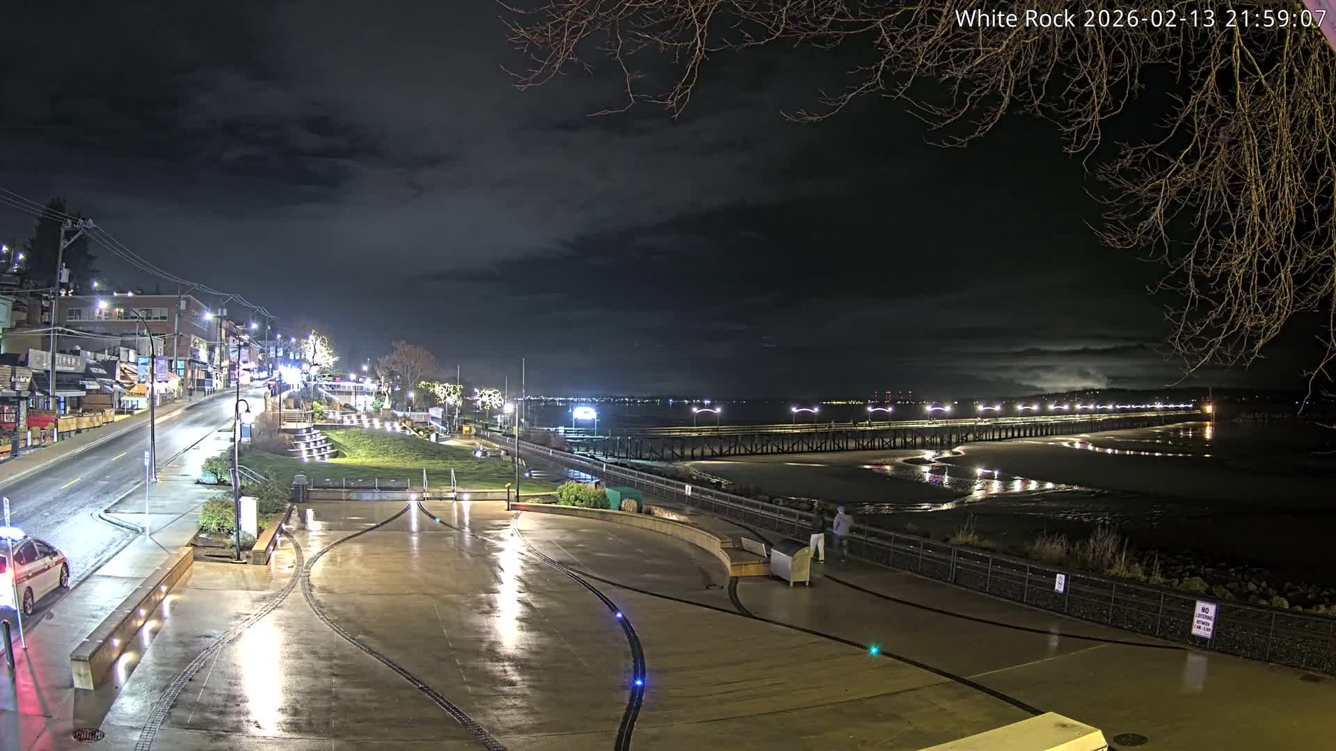 White Rock City & Pier Live Cam - White Rock, Metro Vancouver, British Columbia, Canada
