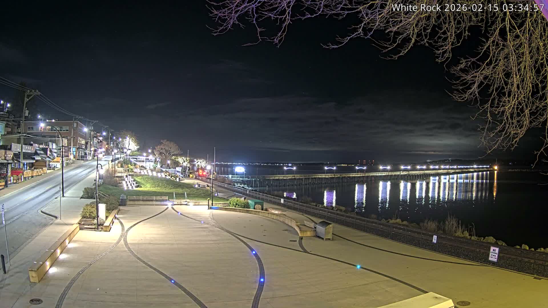 White Rock City & Pier Live Cam - White Rock, Metro Vancouver, British Columbia, Canada