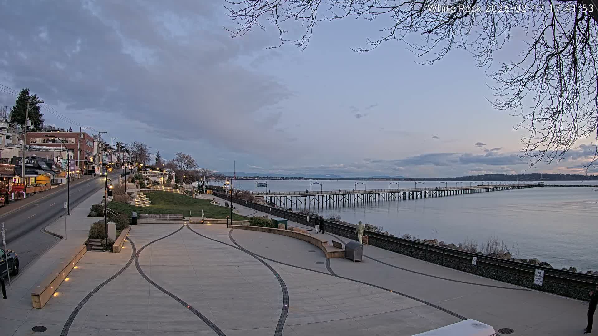 White Rock City & Pier Live Cam - White Rock, Metro Vancouver, British Columbia, Canada