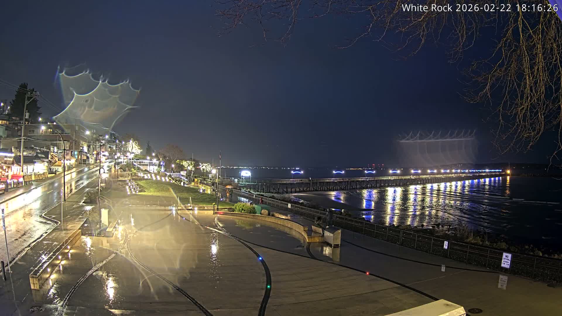 White Rock City & Pier Live Cam - White Rock, Metro Vancouver, British Columbia, Canada