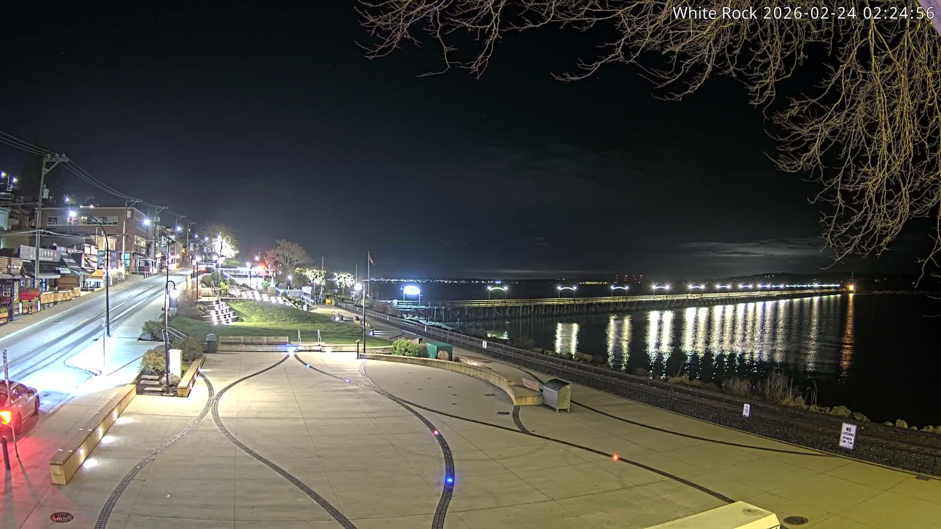 White Rock City & Pier Live Cam - White Rock, Metro Vancouver, British Columbia, Canada