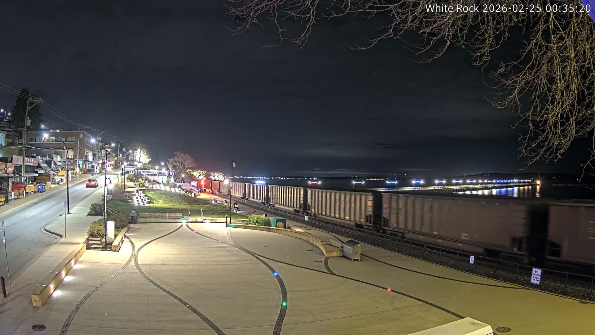 White Rock City & Pier Live Cam - White Rock, Metro Vancouver, British Columbia, Canada
