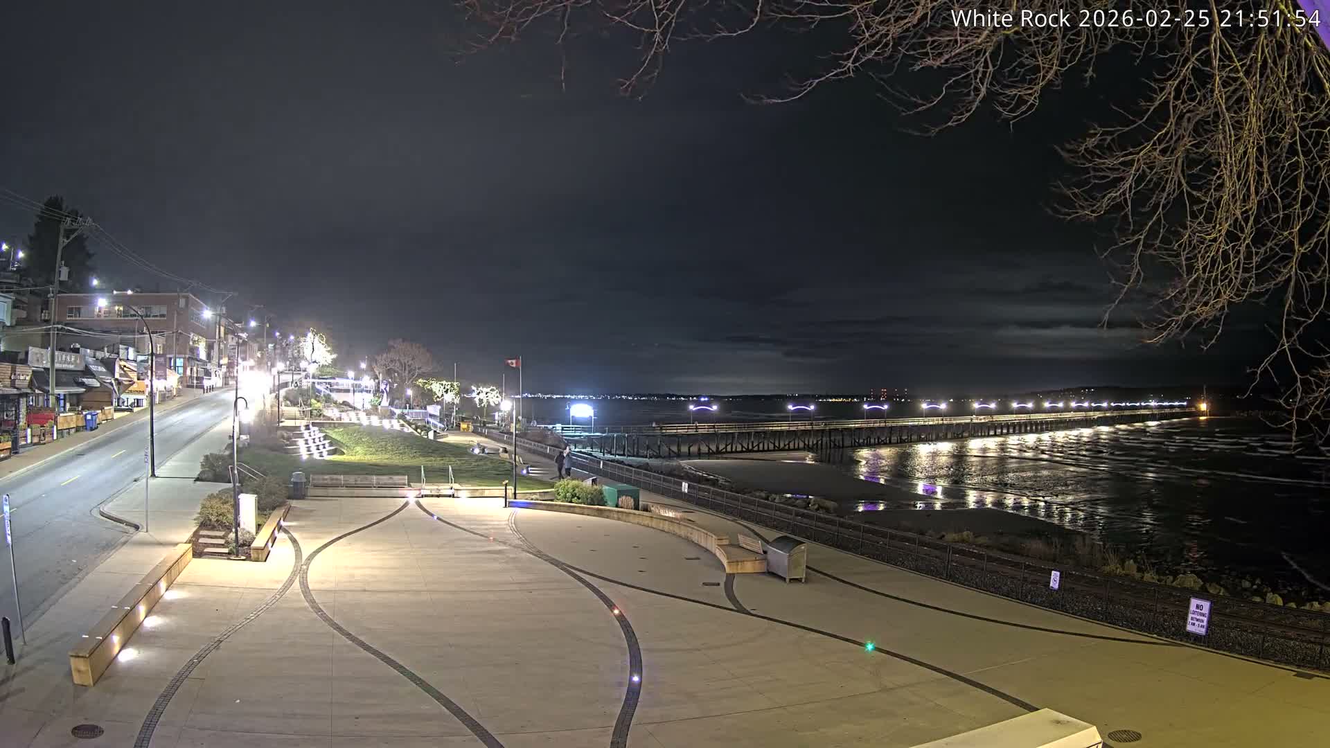 White Rock City & Pier Live Cam - White Rock, Metro Vancouver, British Columbia, Canada
