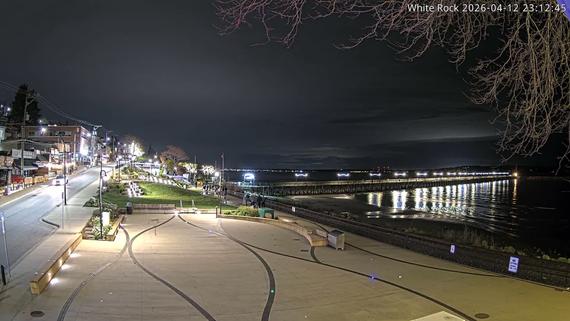 White Rock City & Pier Live Cam - White Rock, Metro Vancouver, British Columbia, Canada