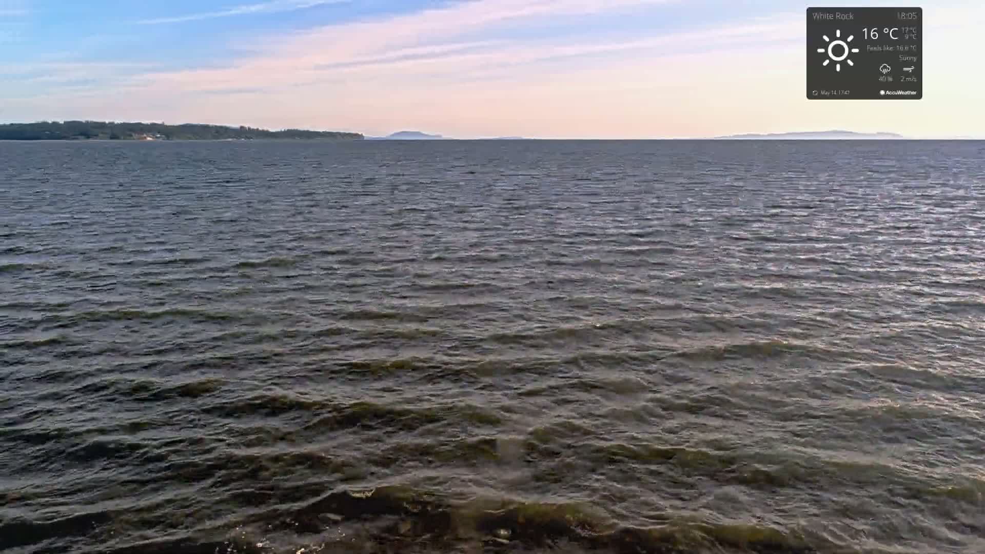 White Rock East Beach Live Cam - White Rock, Metro Vancouver, British Columbia, Canada