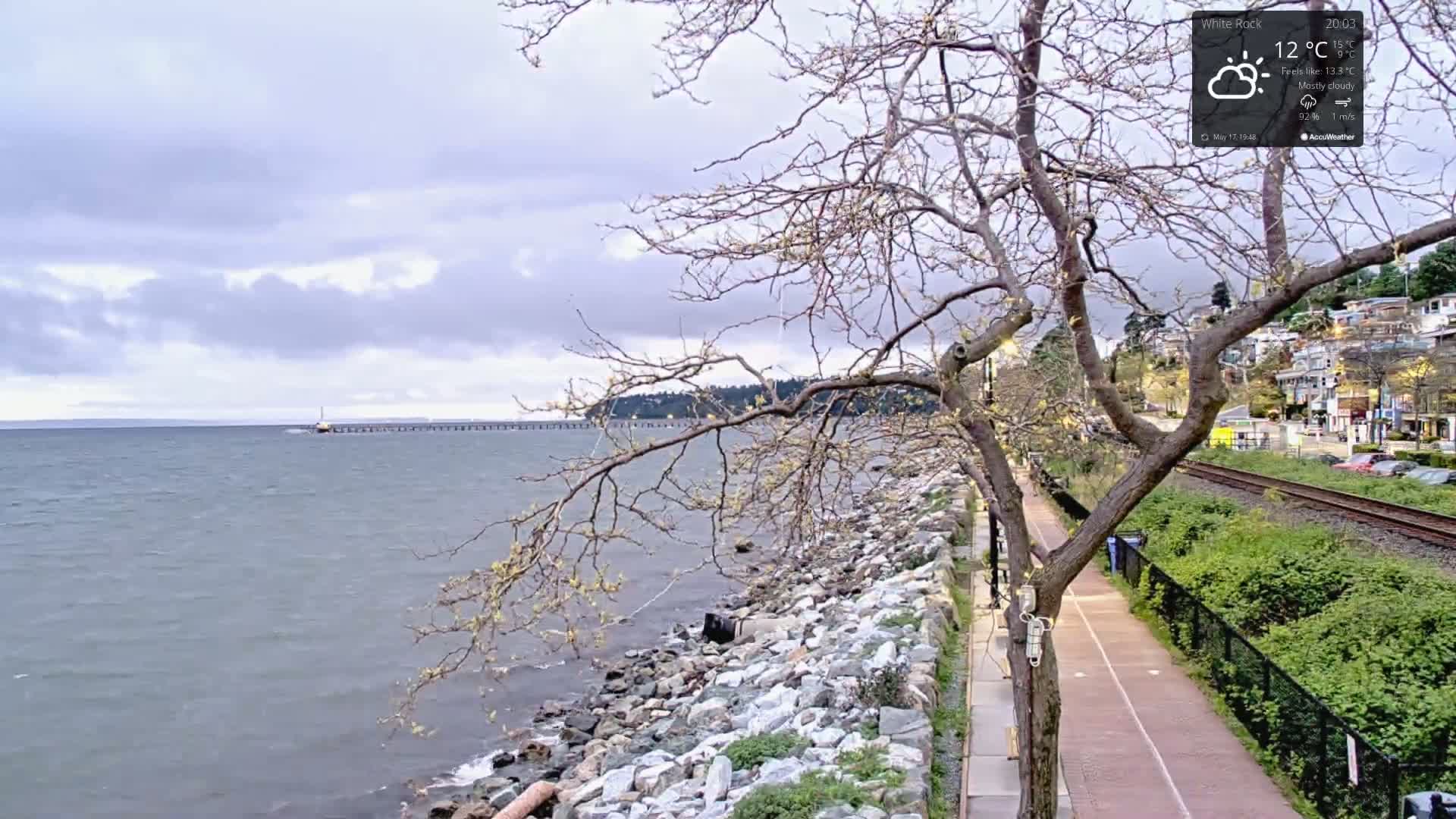 White Rock East Beach Live Cam - White Rock, Metro Vancouver, British Columbia, Canada