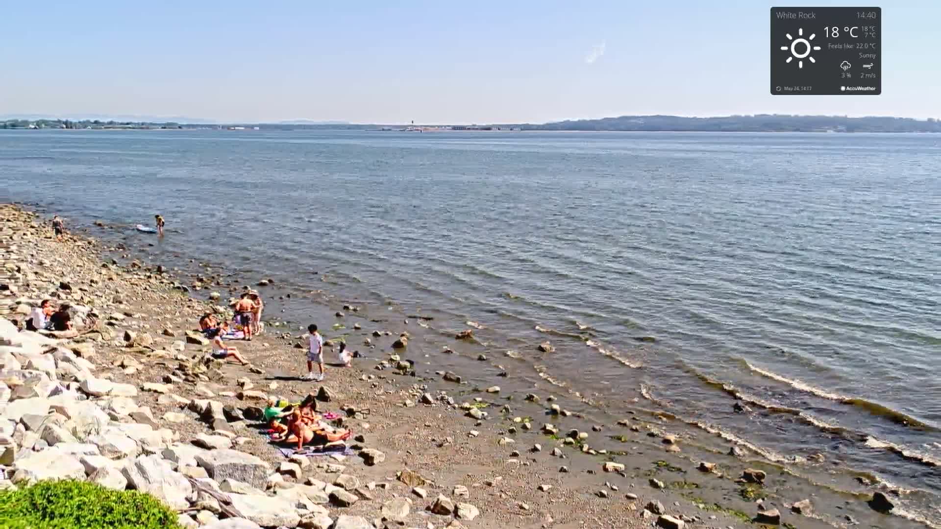 White Rock East Beach Live Cam - White Rock, Metro Vancouver, British Columbia, Canada