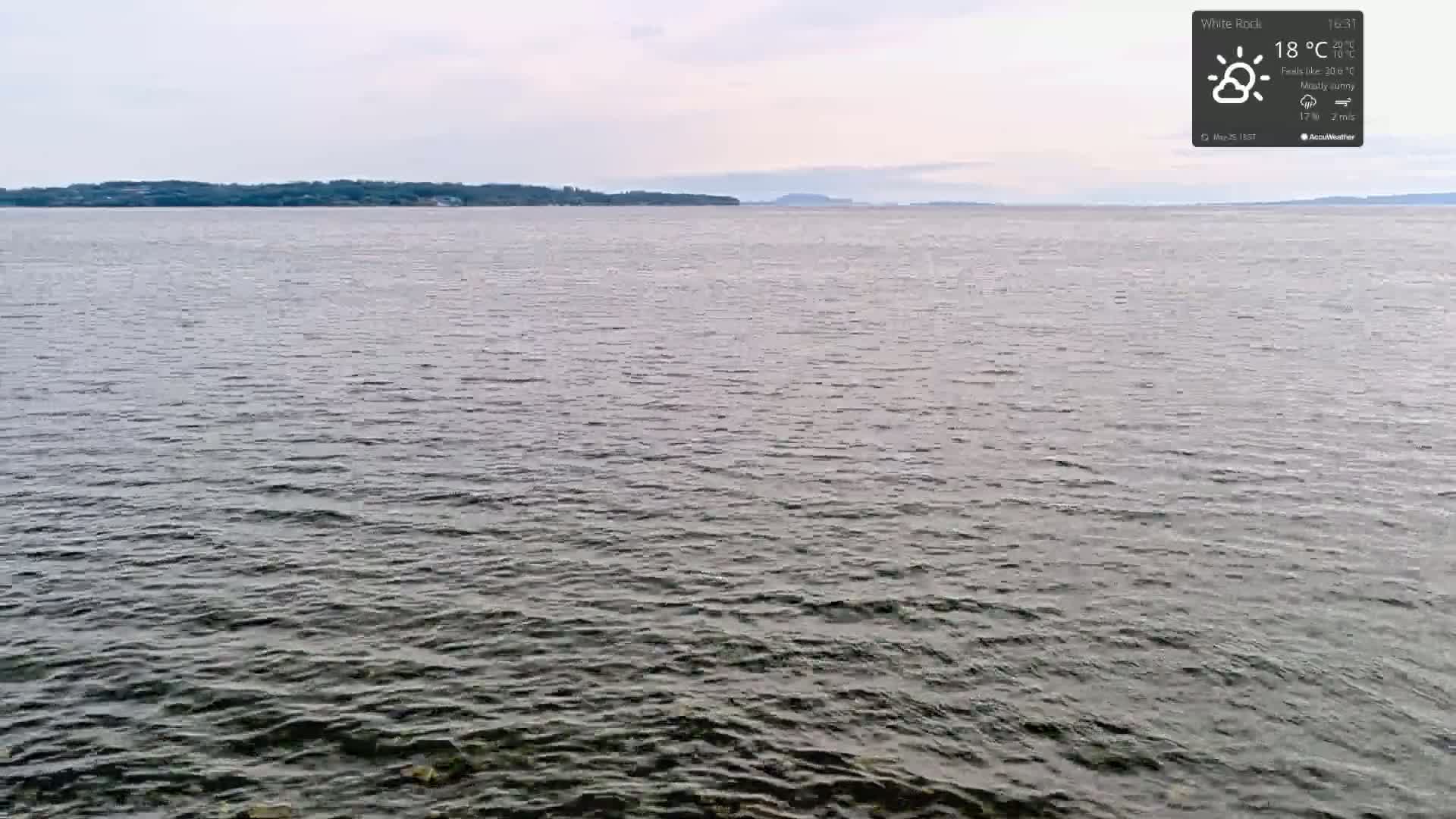 White Rock East Beach Live Cam - White Rock, Metro Vancouver, British Columbia, Canada