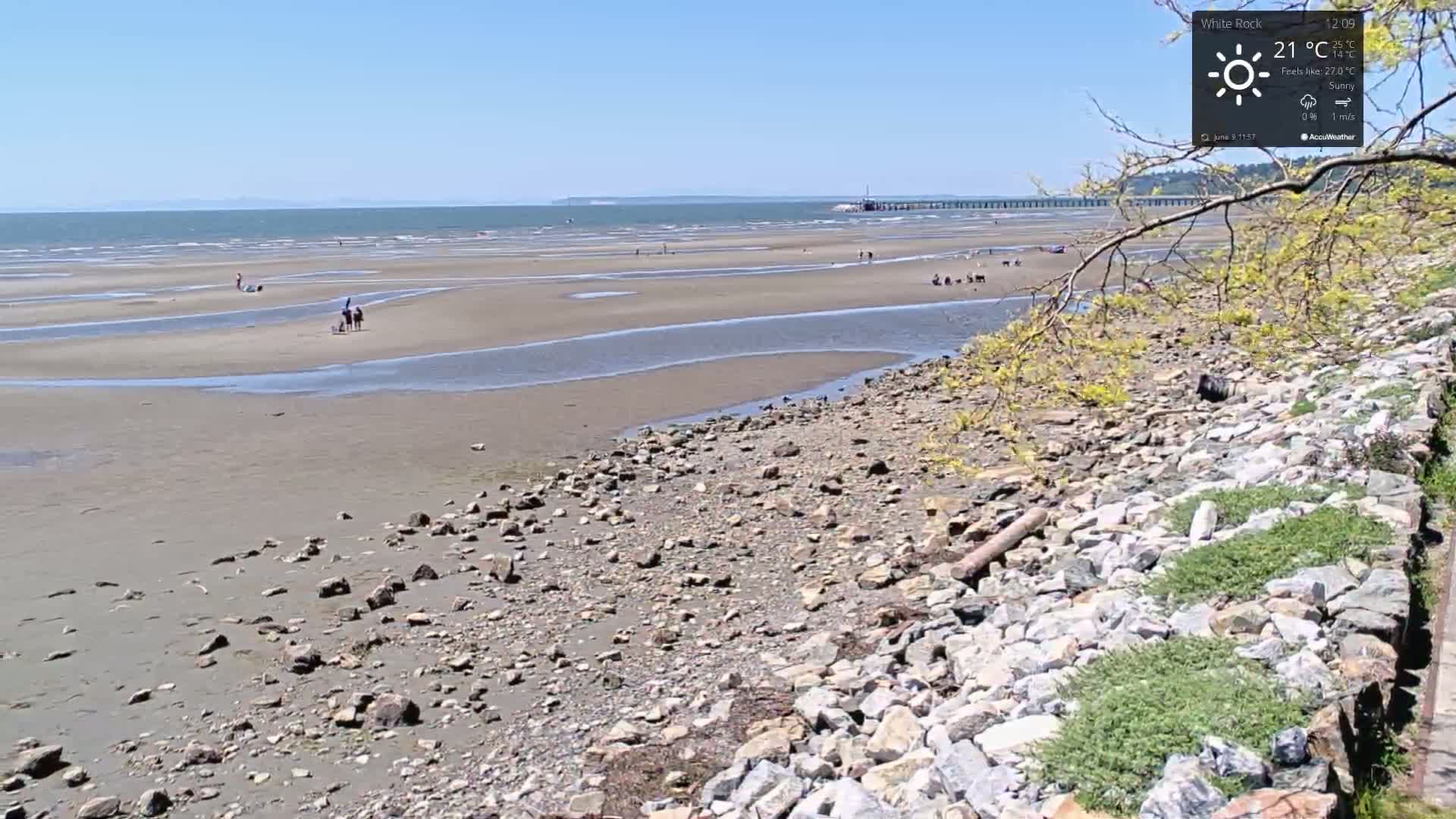 White Rock East Beach Live Cam - White Rock, Metro Vancouver, British Columbia, Canada