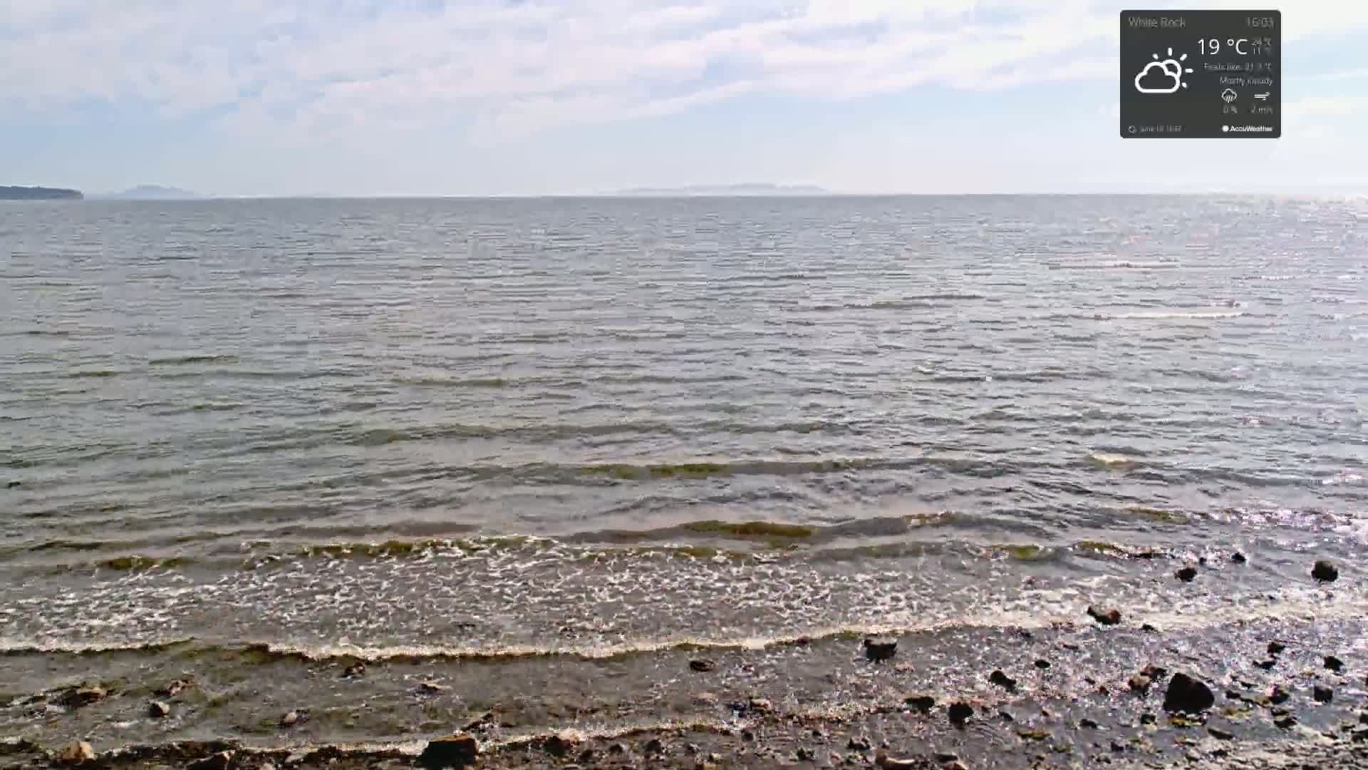 White Rock East Beach Live Cam - White Rock, Metro Vancouver, British Columbia, Canada