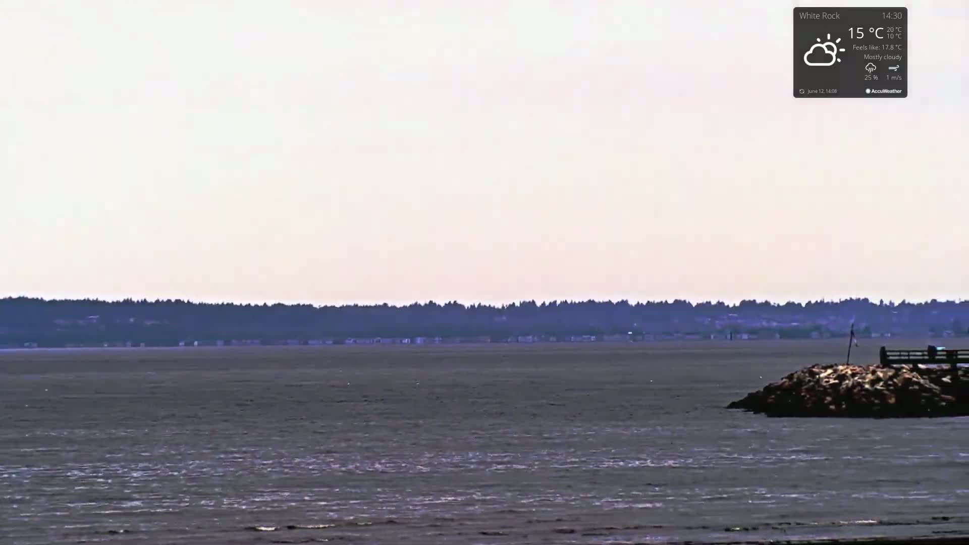 White Rock East Beach Live Cam - White Rock, Metro Vancouver, British Columbia, Canada