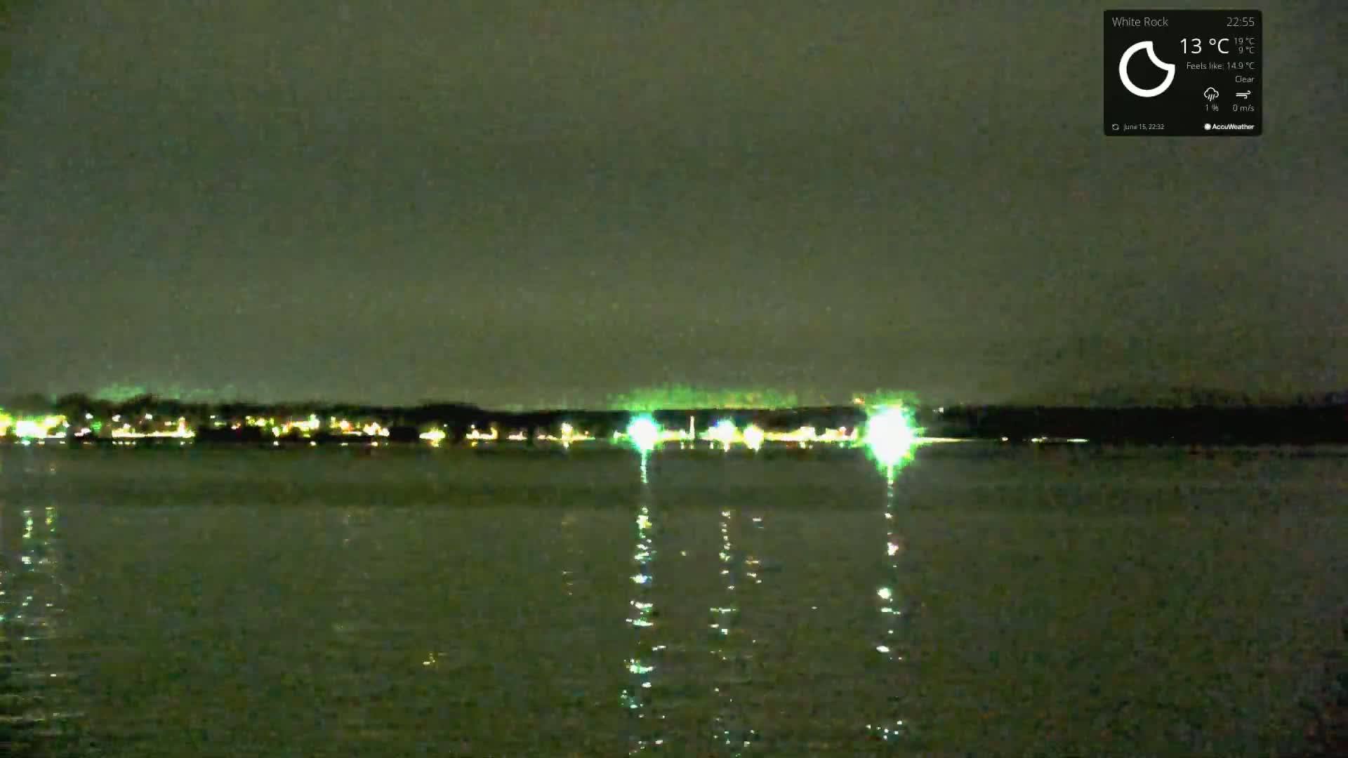 White Rock East Beach Live Cam - White Rock, Metro Vancouver, British Columbia, Canada