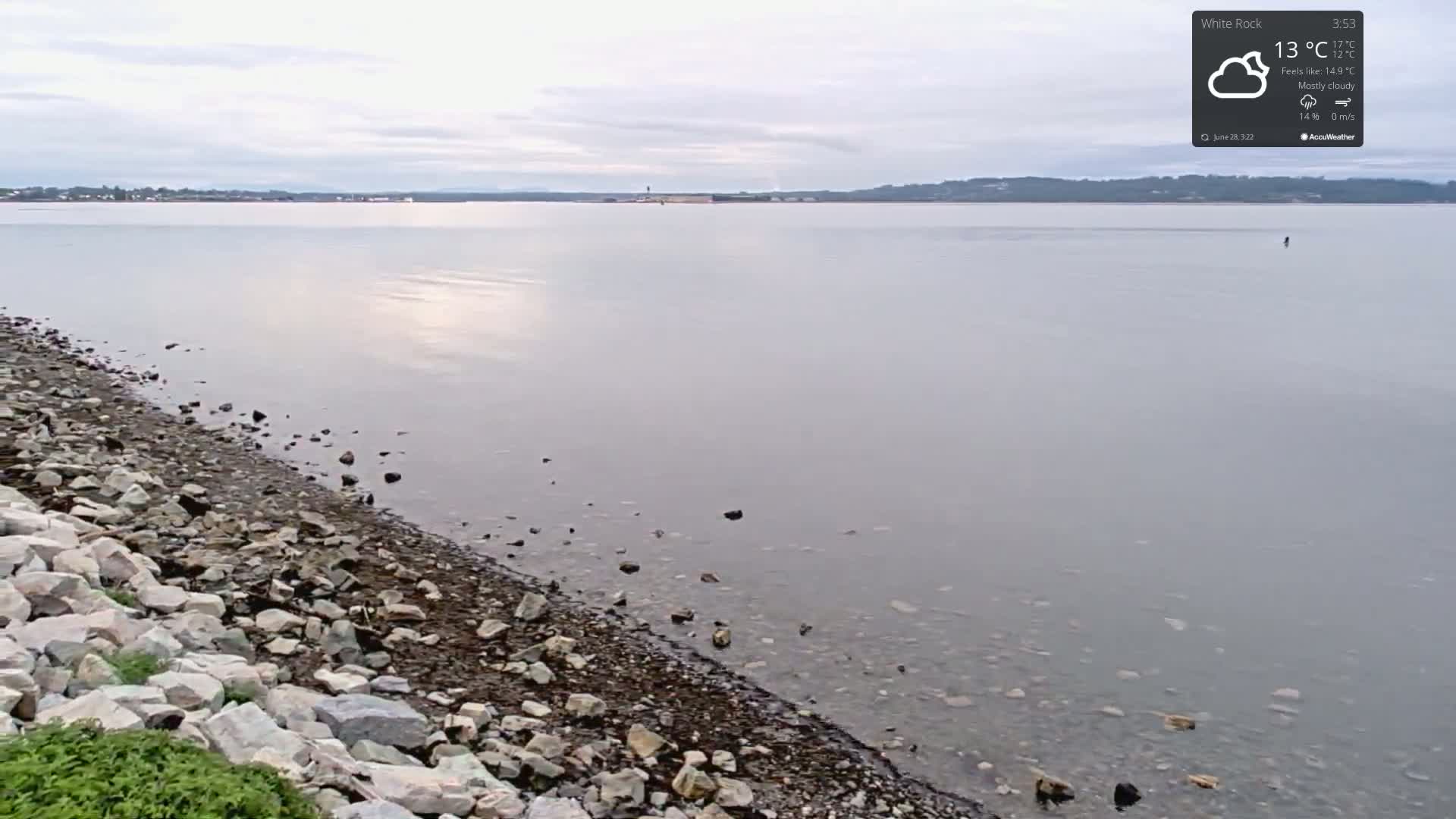 White Rock East Beach Live Cam - White Rock, Metro Vancouver, British Columbia, Canada