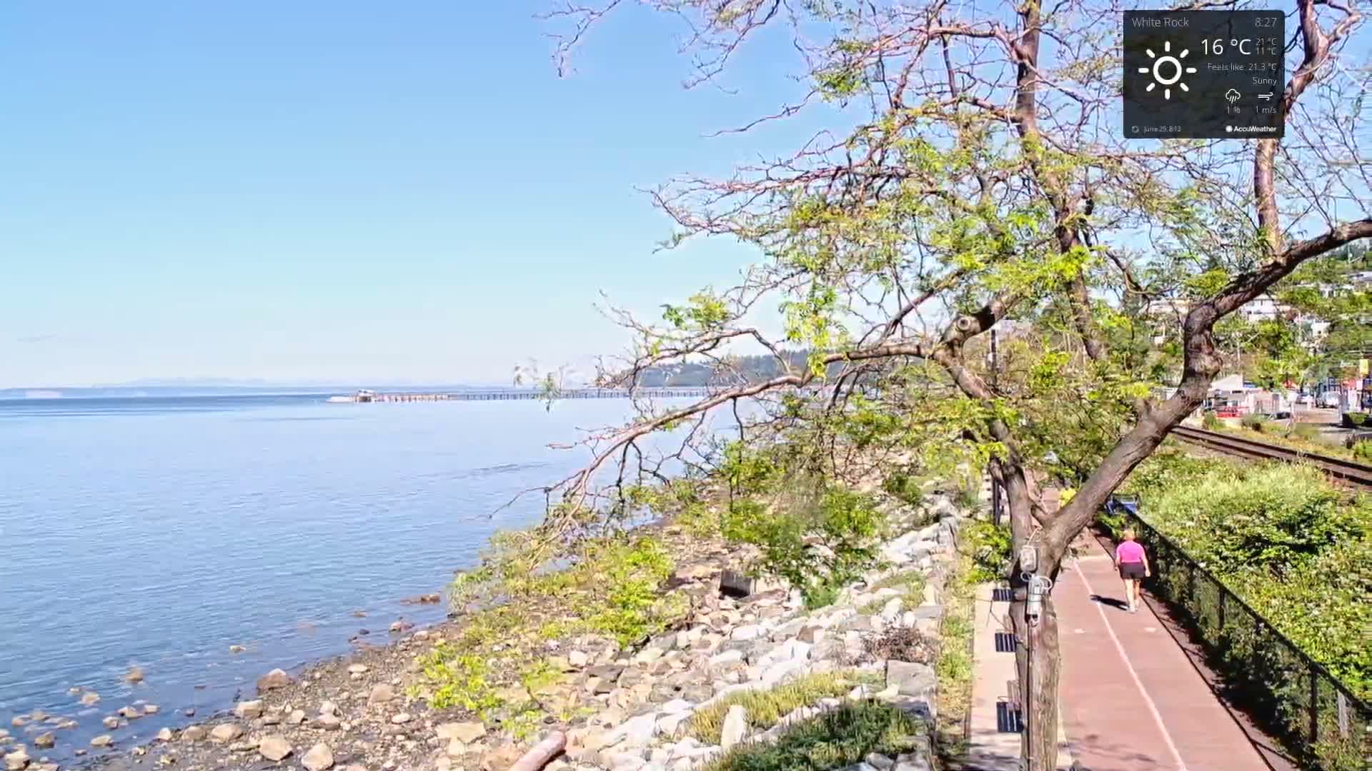 White Rock East Beach Live Cam - White Rock, Metro Vancouver, British Columbia, Canada