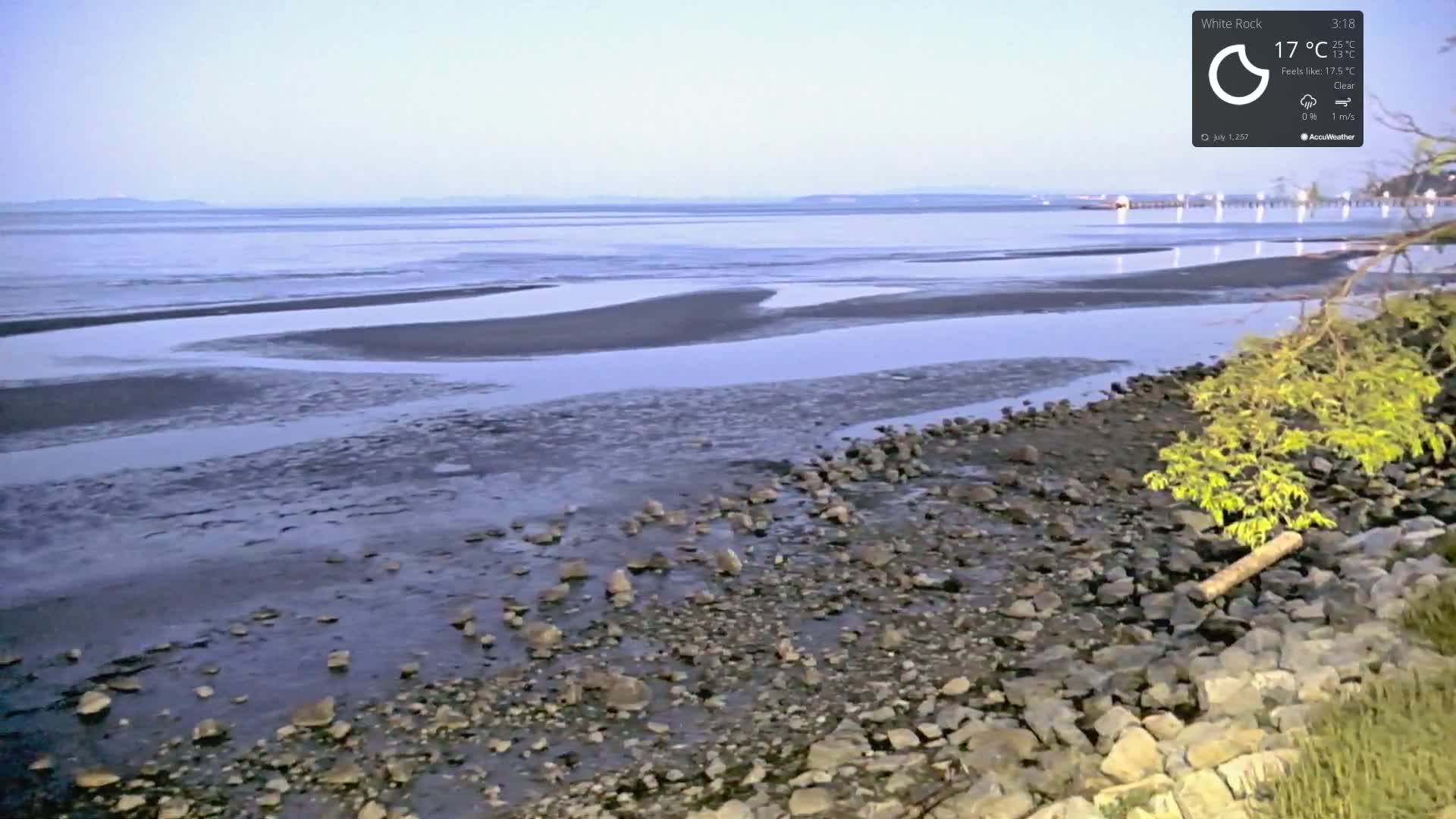 White Rock East Beach Live Cam - White Rock, Metro Vancouver, British Columbia, Canada