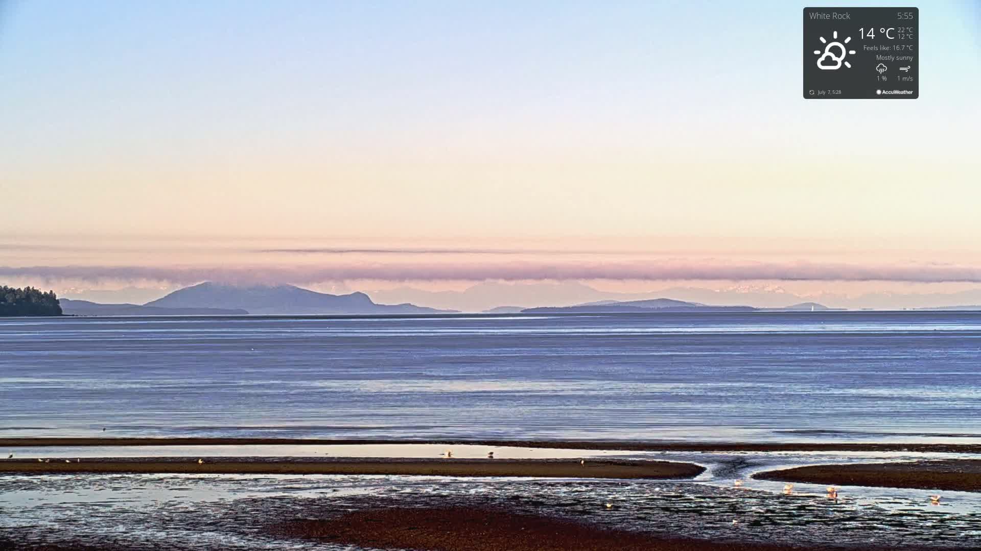 White Rock East Beach Live Cam - White Rock, Metro Vancouver, British Columbia, Canada