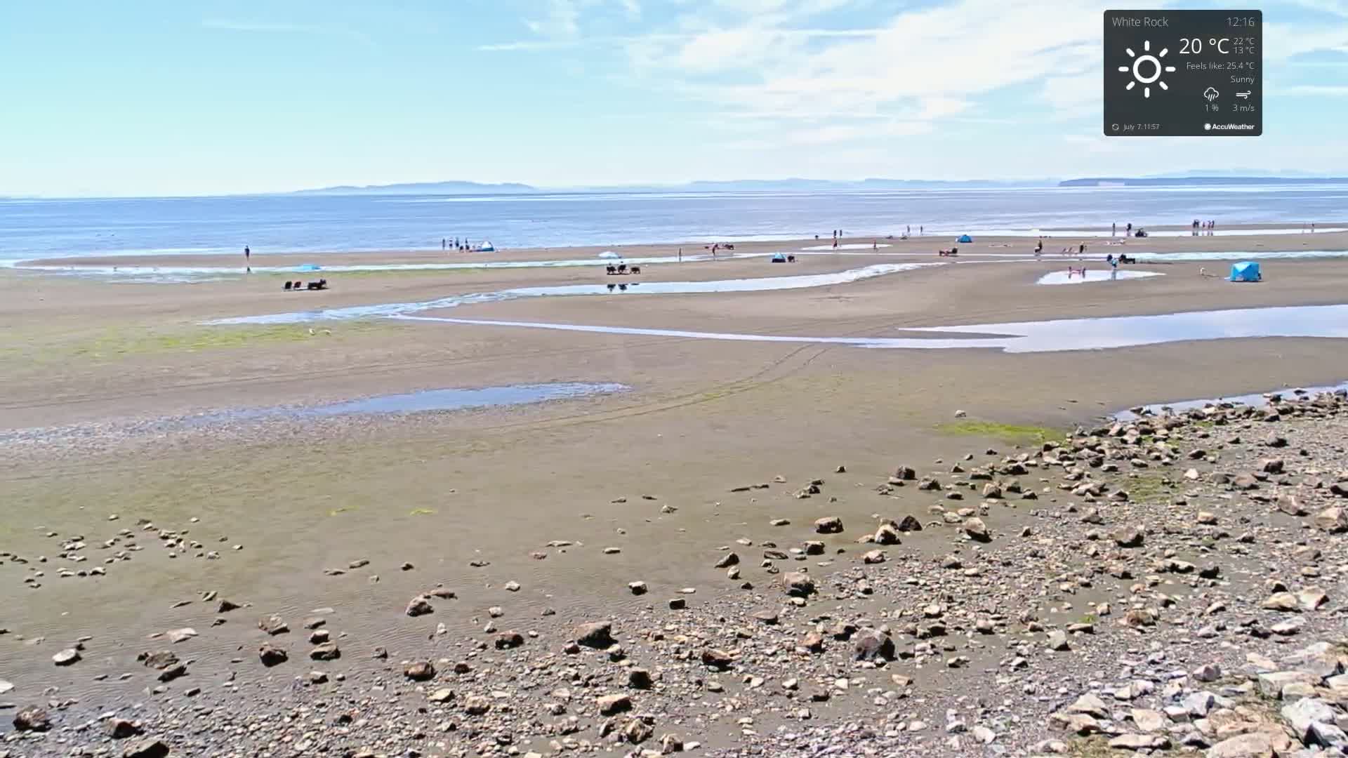White Rock East Beach Live Cam - White Rock, Metro Vancouver, British Columbia, Canada