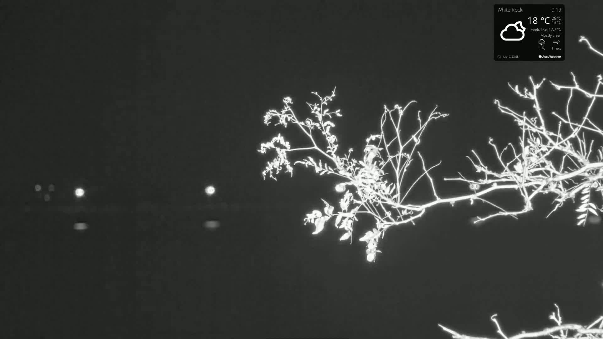 White Rock East Beach Live Cam - White Rock, Metro Vancouver, British Columbia, Canada