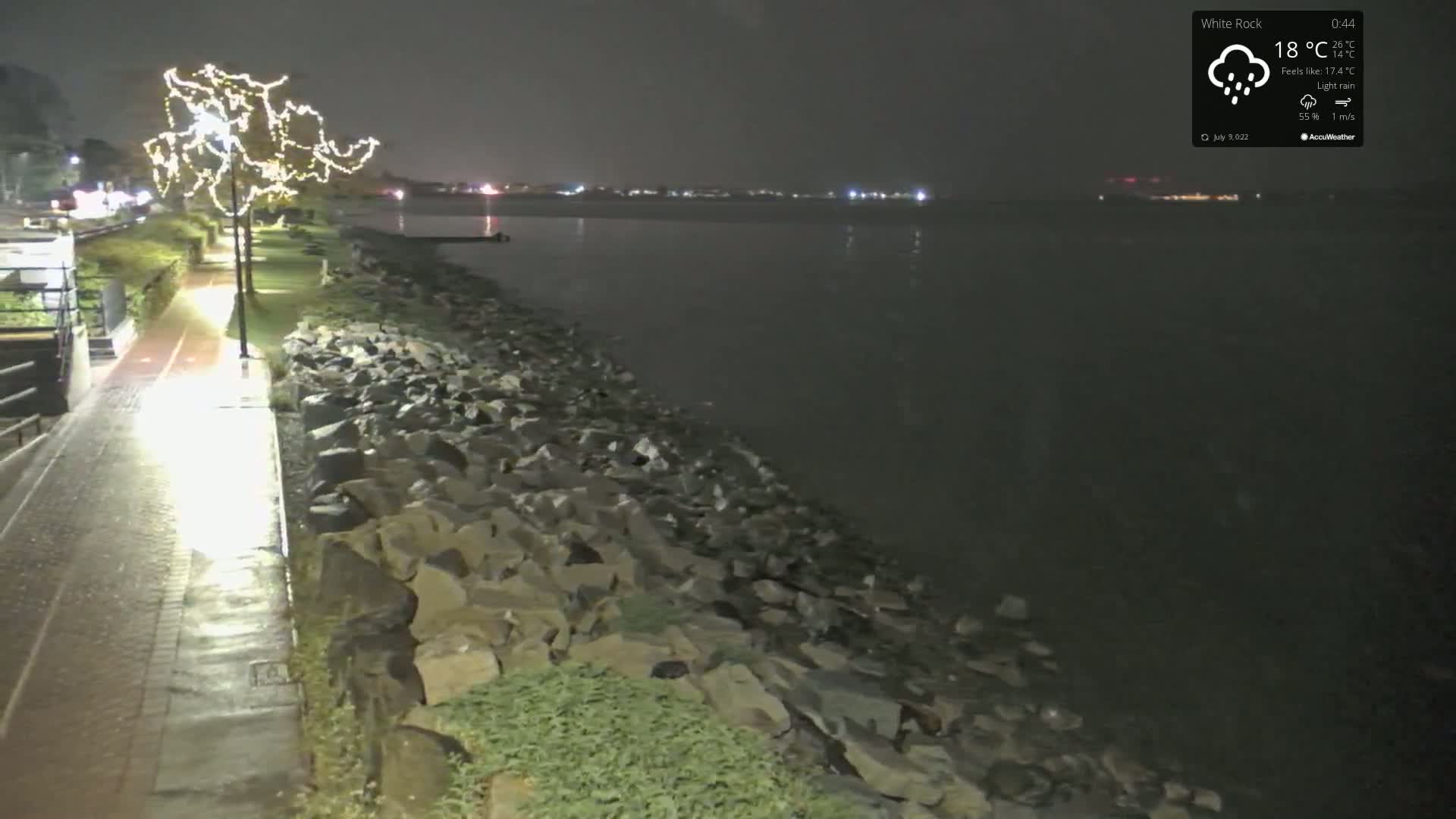 White Rock East Beach Live Cam - White Rock, Metro Vancouver, British Columbia, Canada