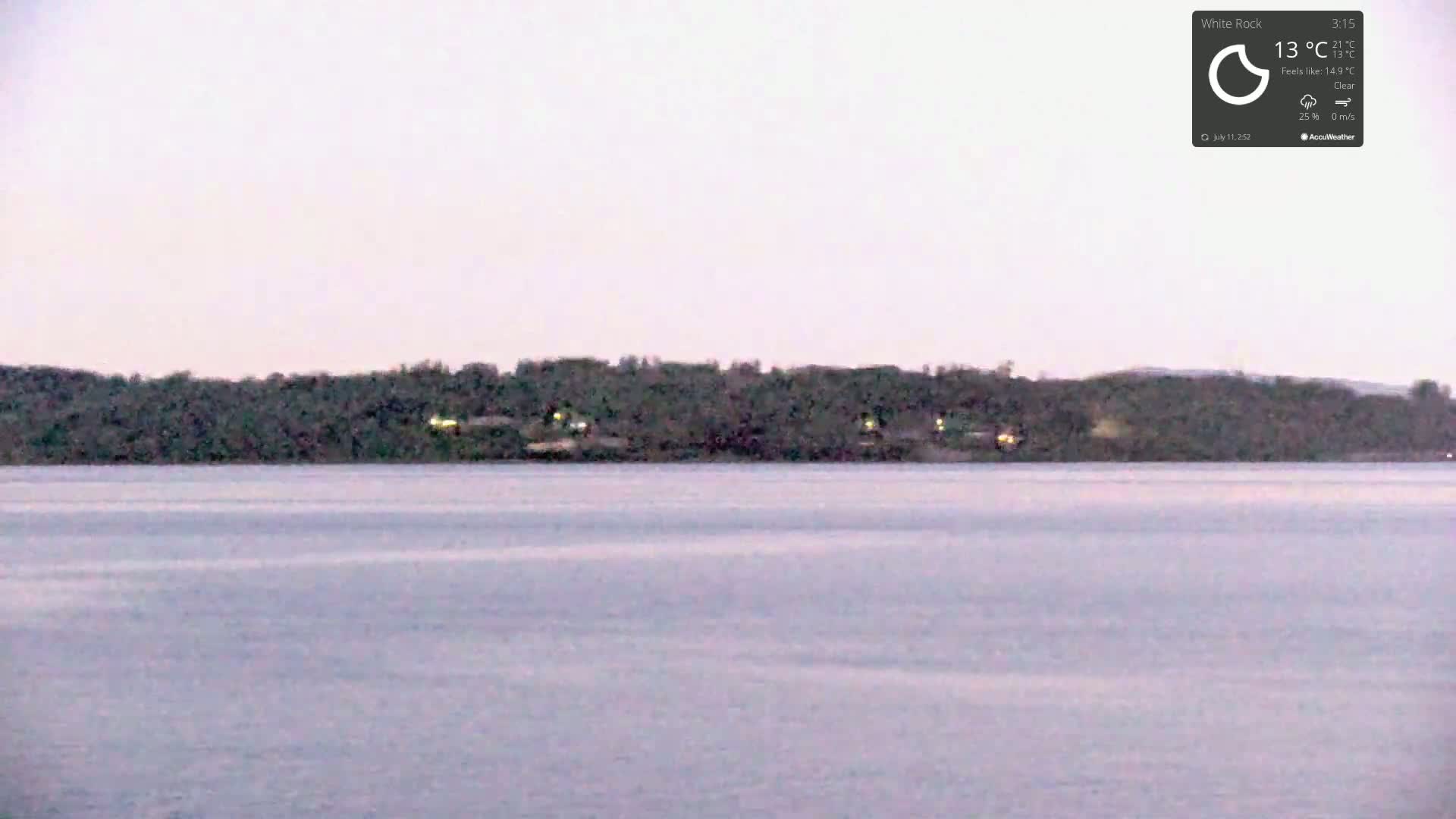 White Rock East Beach Live Cam - White Rock, Metro Vancouver, British Columbia, Canada