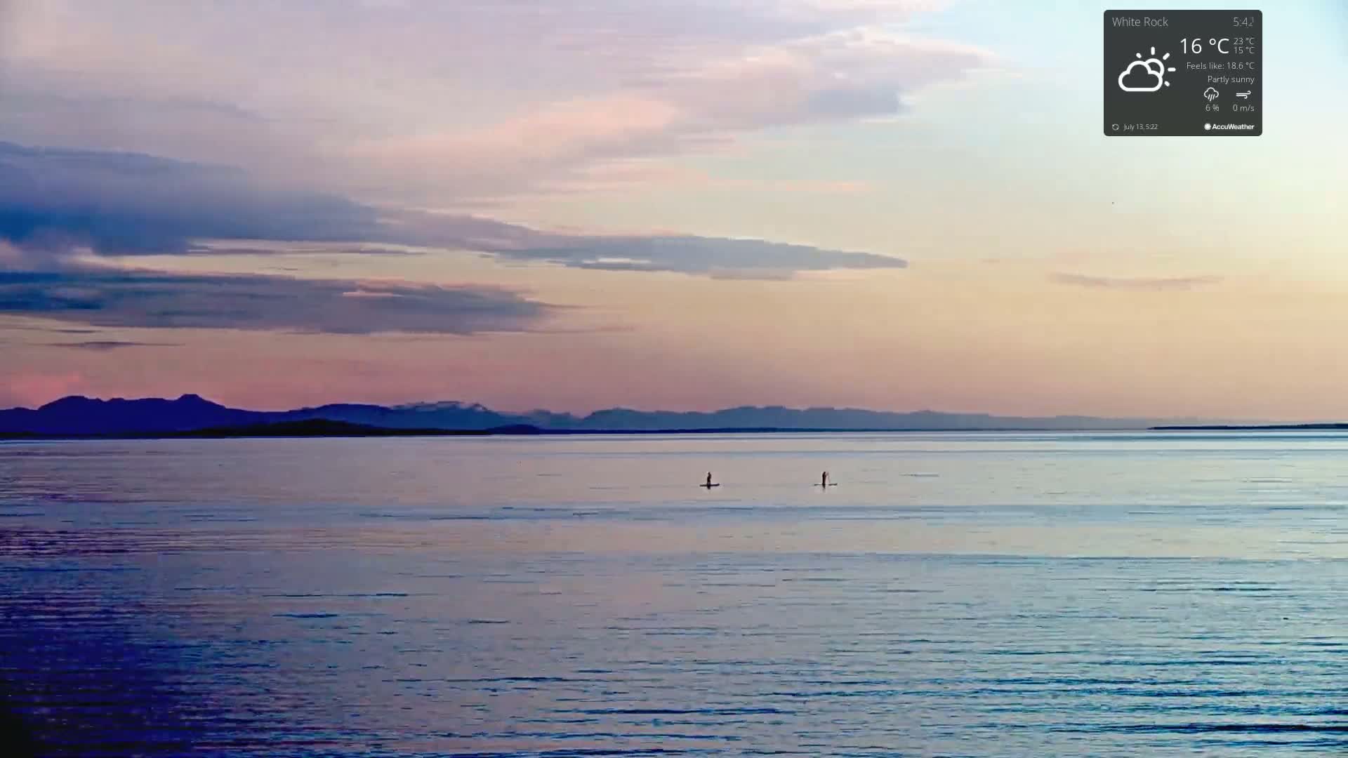 White Rock East Beach Live Cam - White Rock, Metro Vancouver, British Columbia, Canada