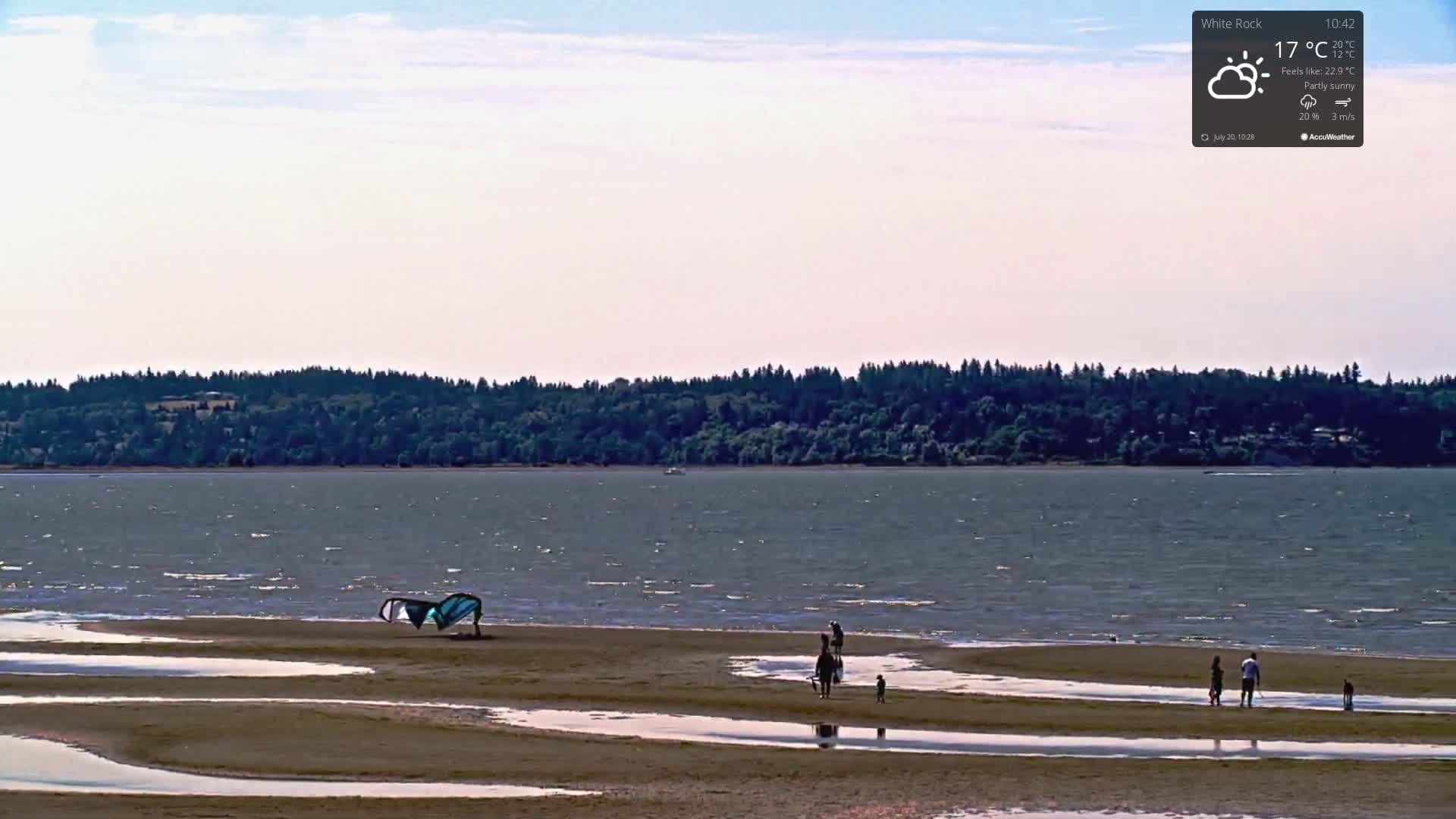 White Rock East Beach Live Cam - White Rock, Metro Vancouver, British Columbia, Canada