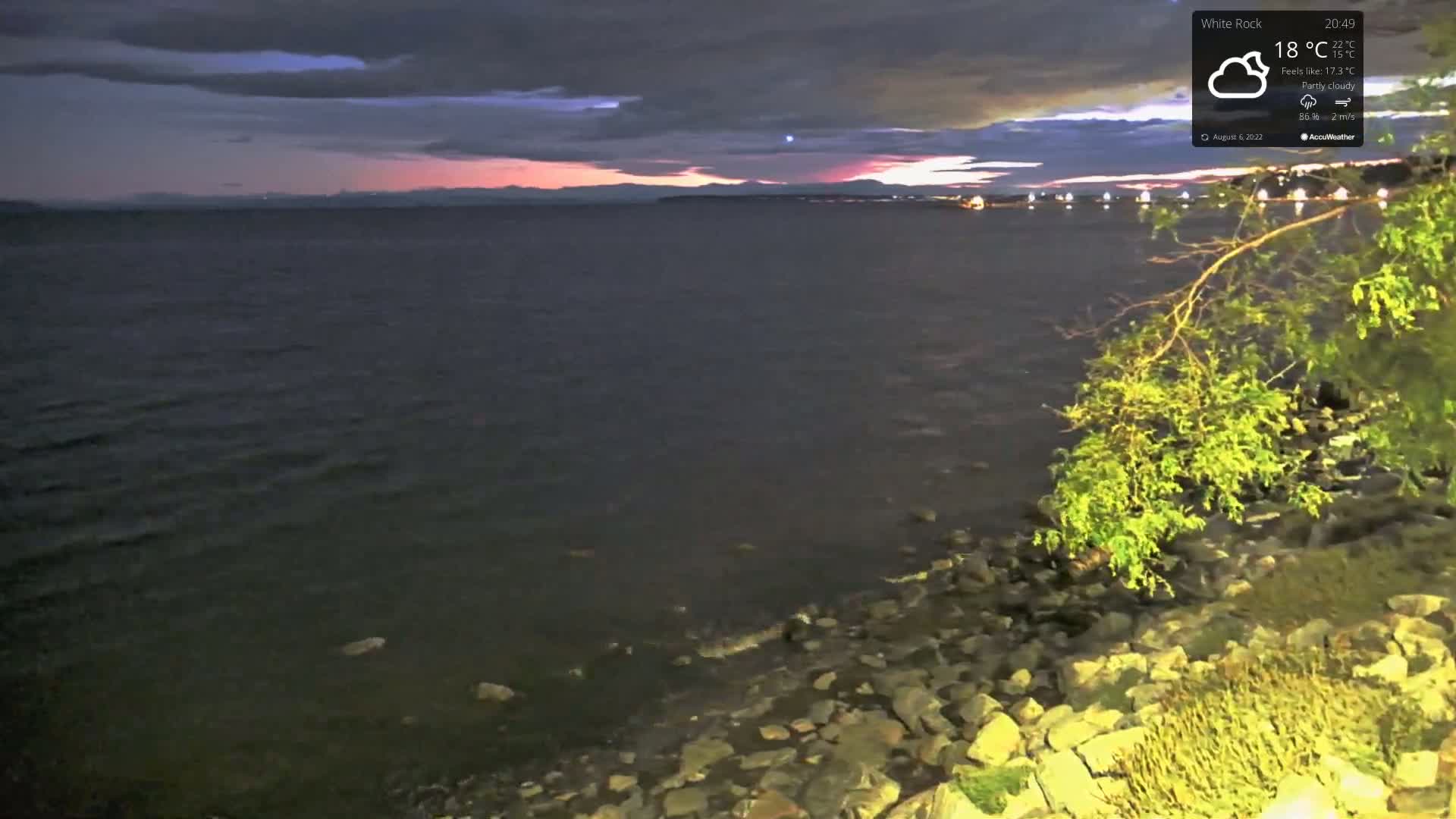 White Rock East Beach Live Cam - White Rock, Metro Vancouver, British Columbia, Canada