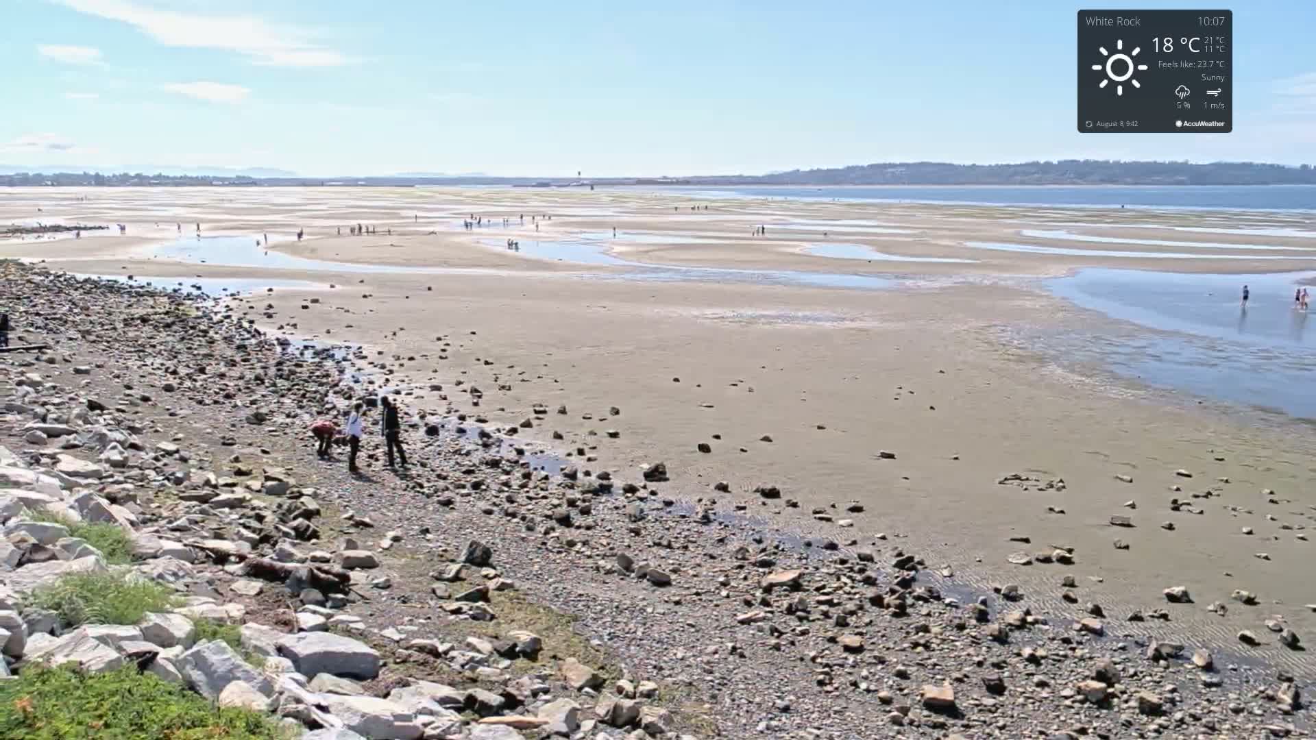 White Rock East Beach Live Cam - White Rock, Metro Vancouver, British Columbia, Canada