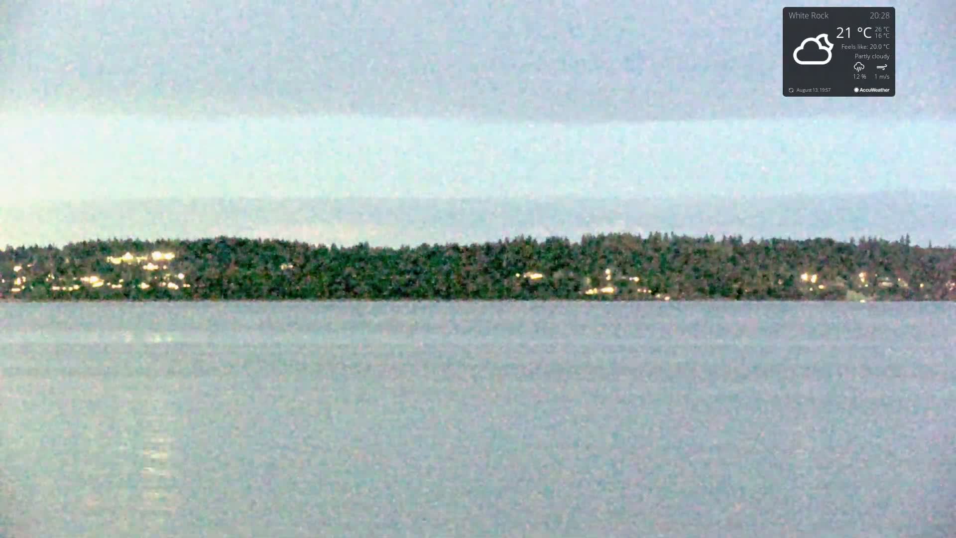 White Rock East Beach Live Cam - White Rock, Metro Vancouver, British Columbia, Canada